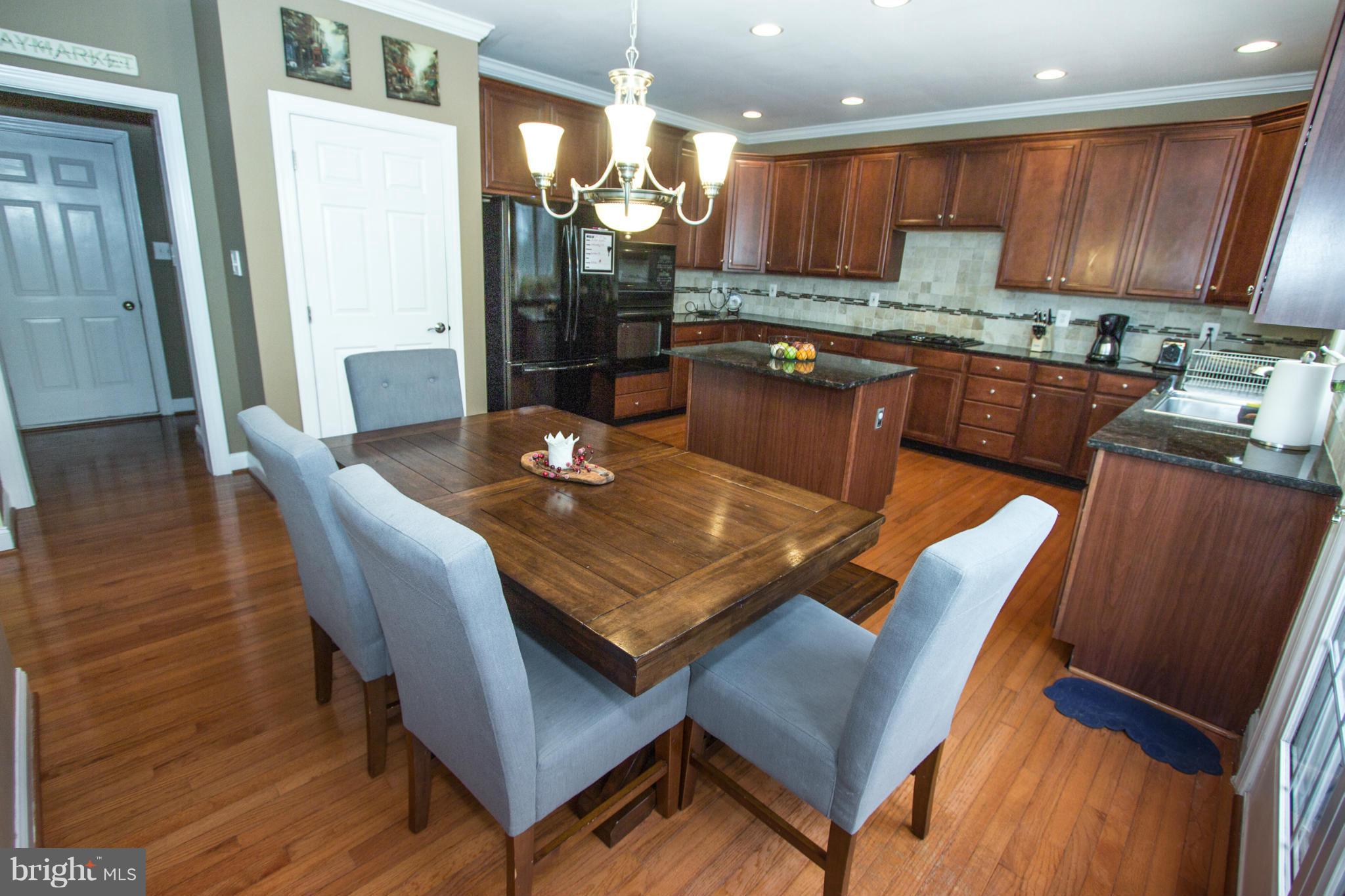 DOMINION VALLEY COUNTRY CLUB - Residential