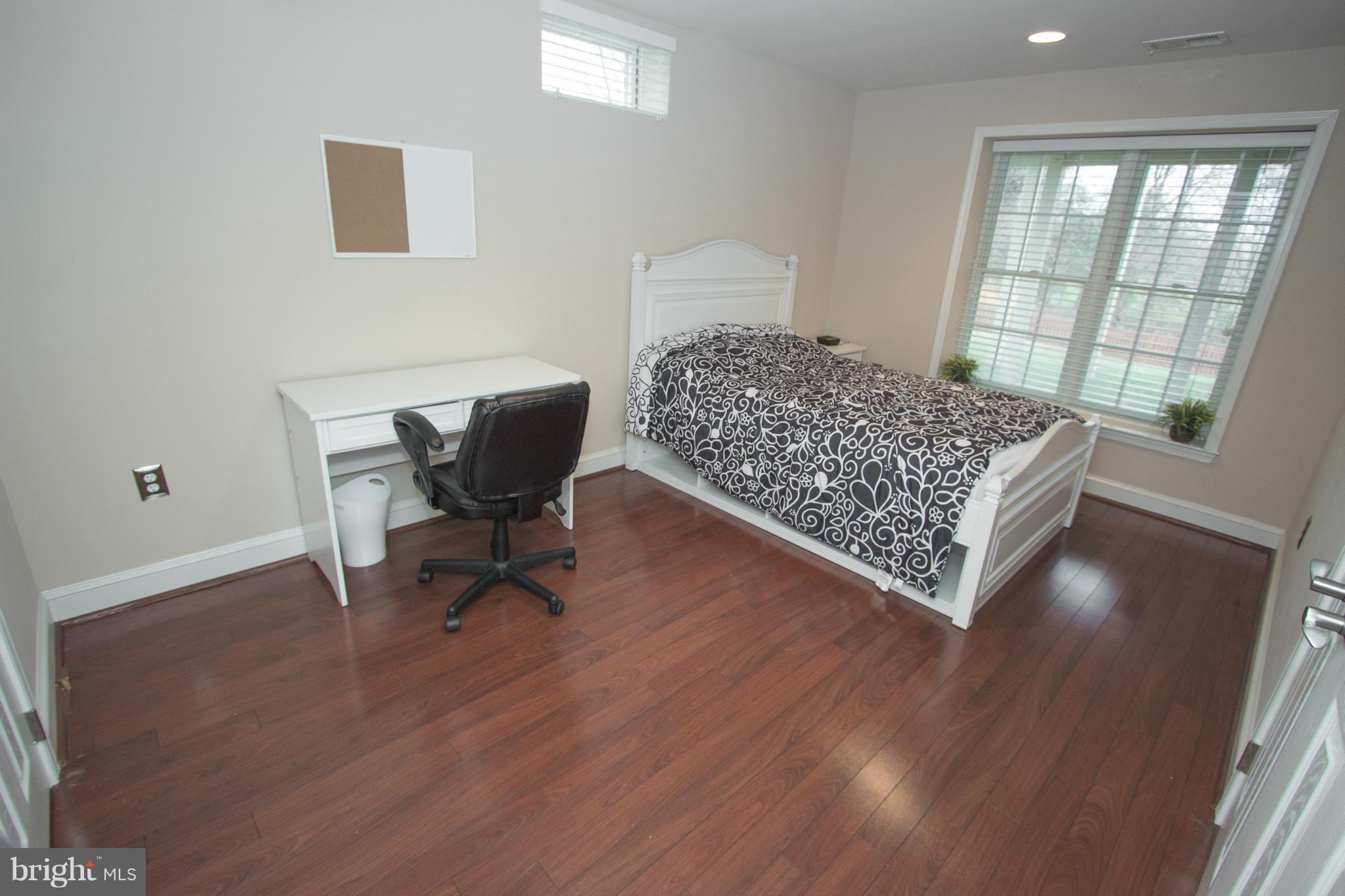 DOMINION VALLEY COUNTRY CLUB - Residential