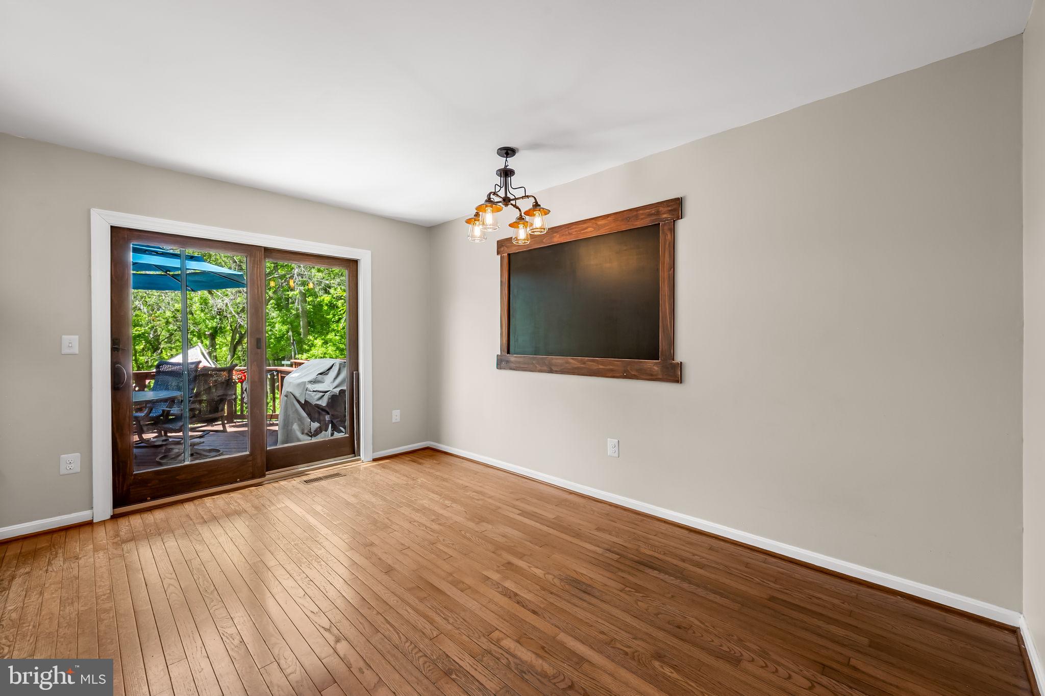HUNTERS RUN - Residential