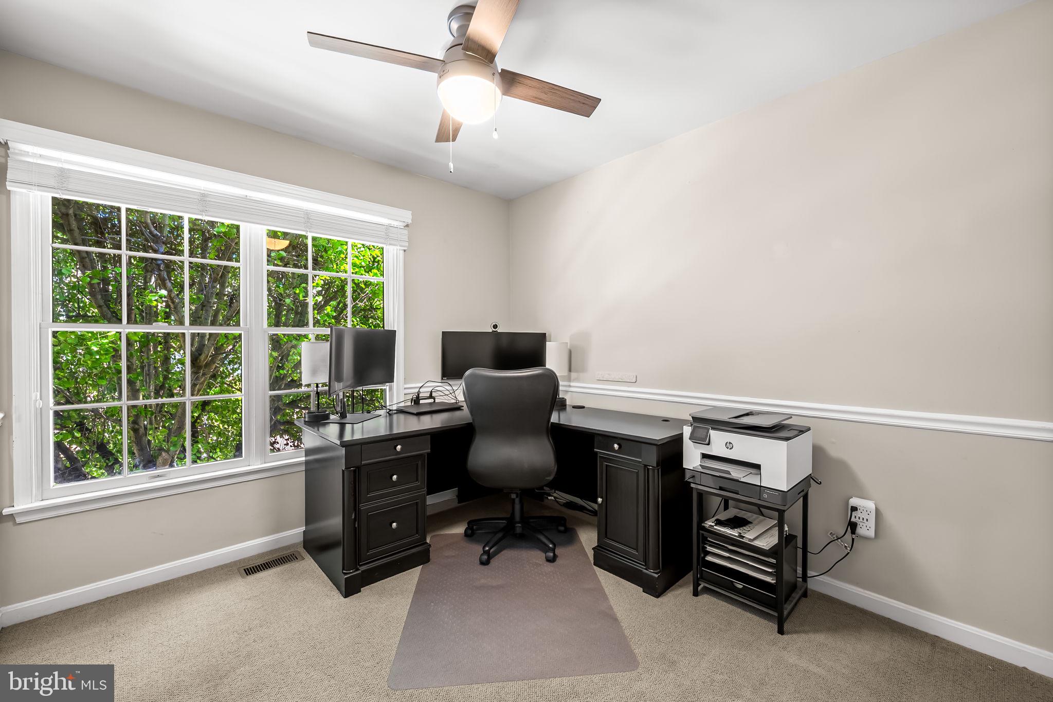 HUNTERS RUN - Residential