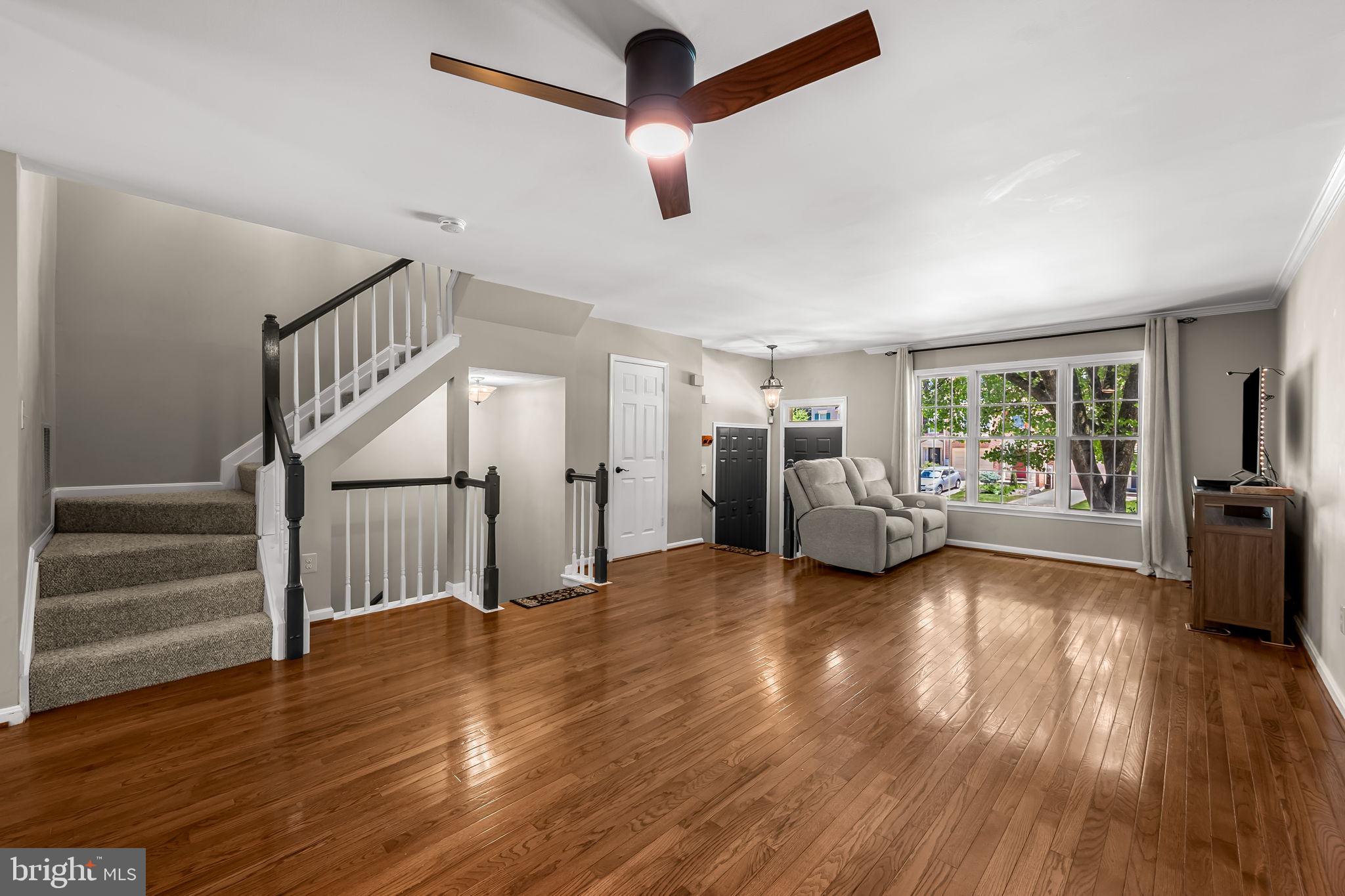 HUNTERS RUN - Residential