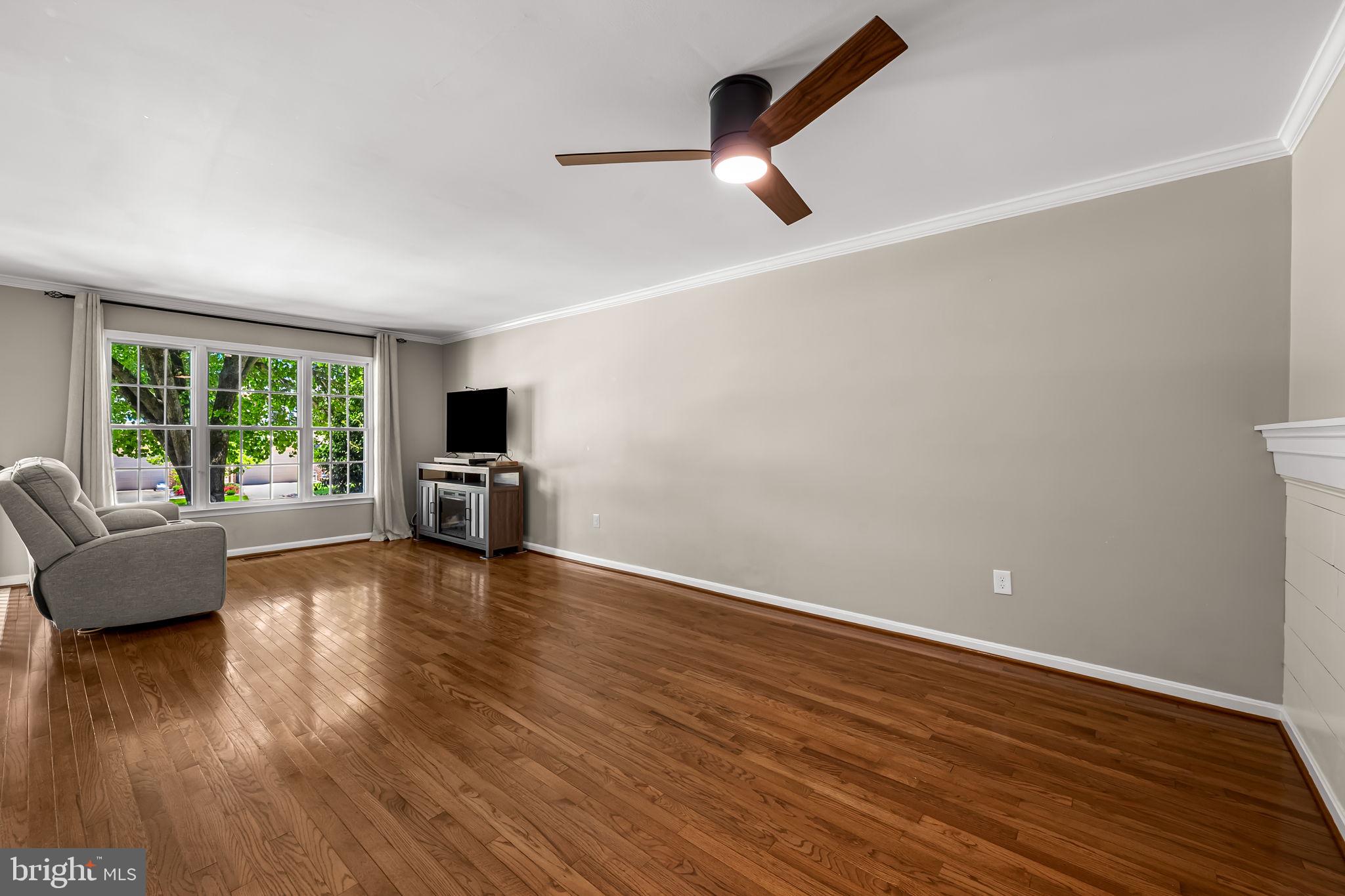 HUNTERS RUN - Residential