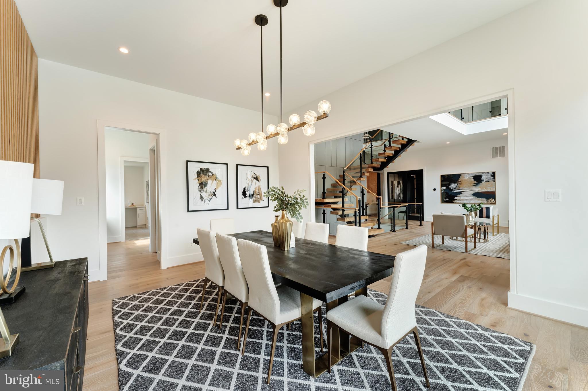 SOUTHRIDGE - Residential