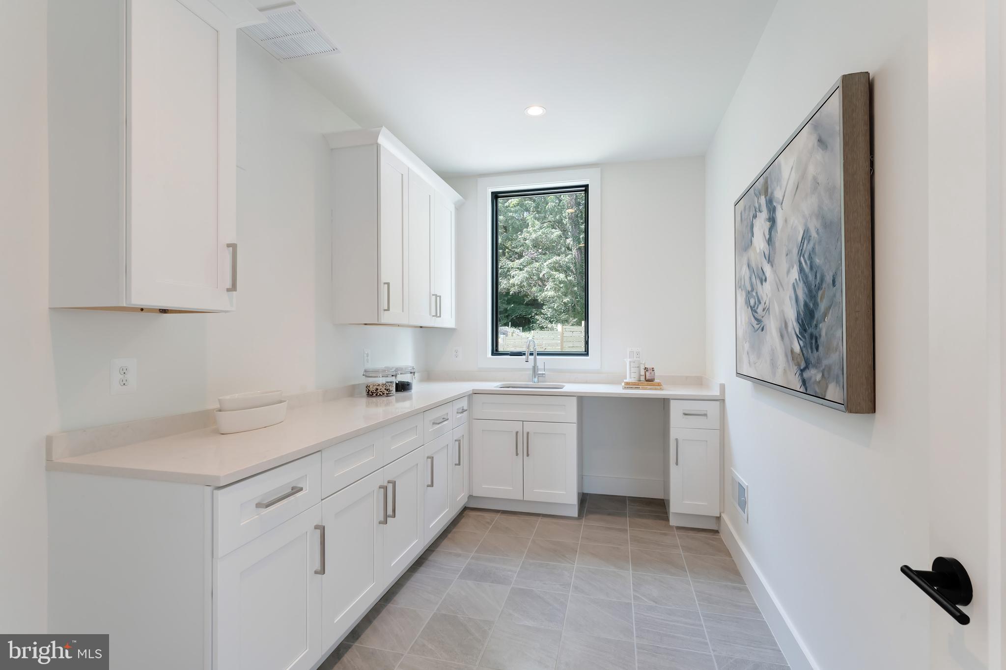 SOUTHRIDGE - Residential