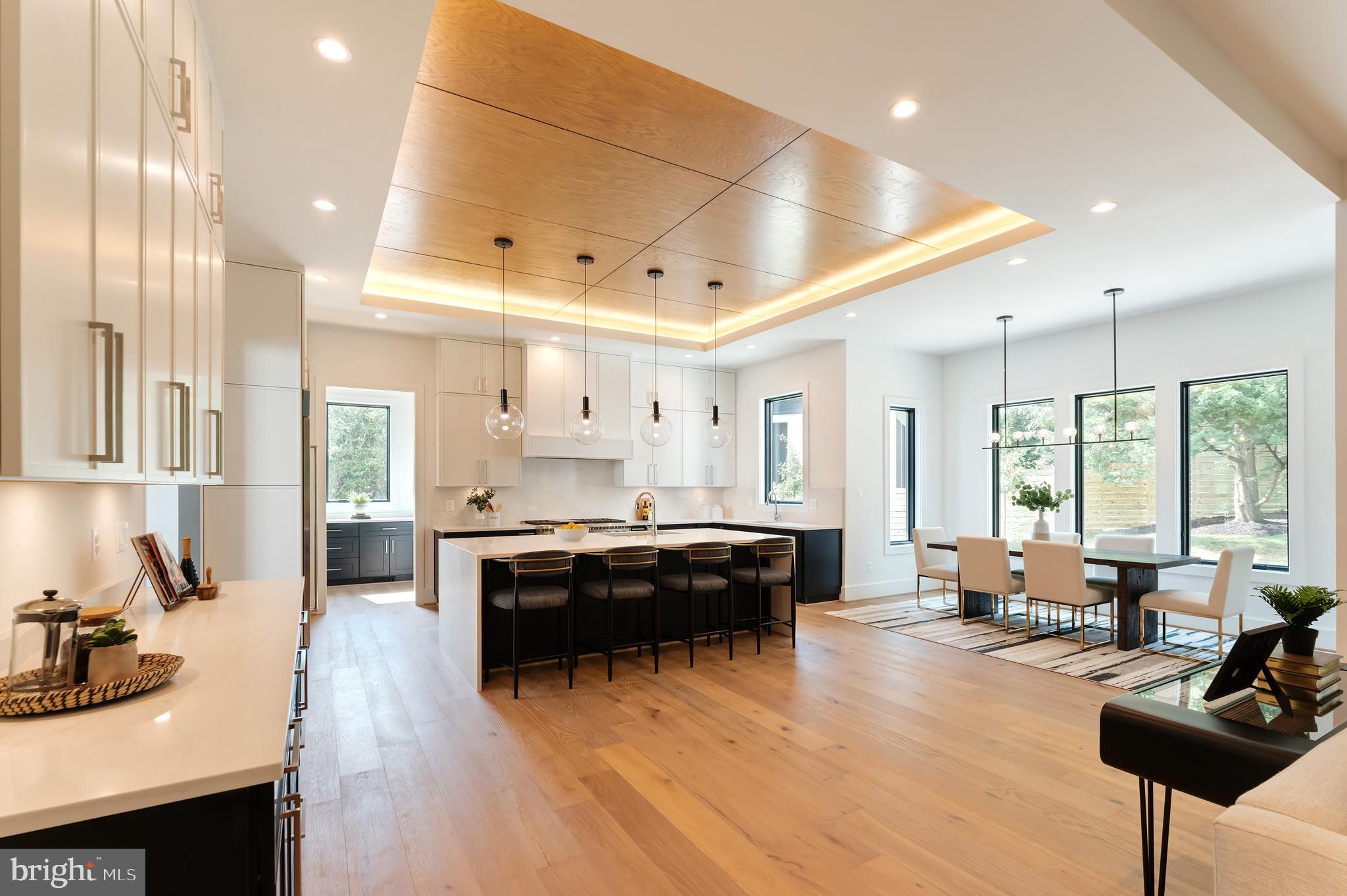 SOUTHRIDGE - Residential