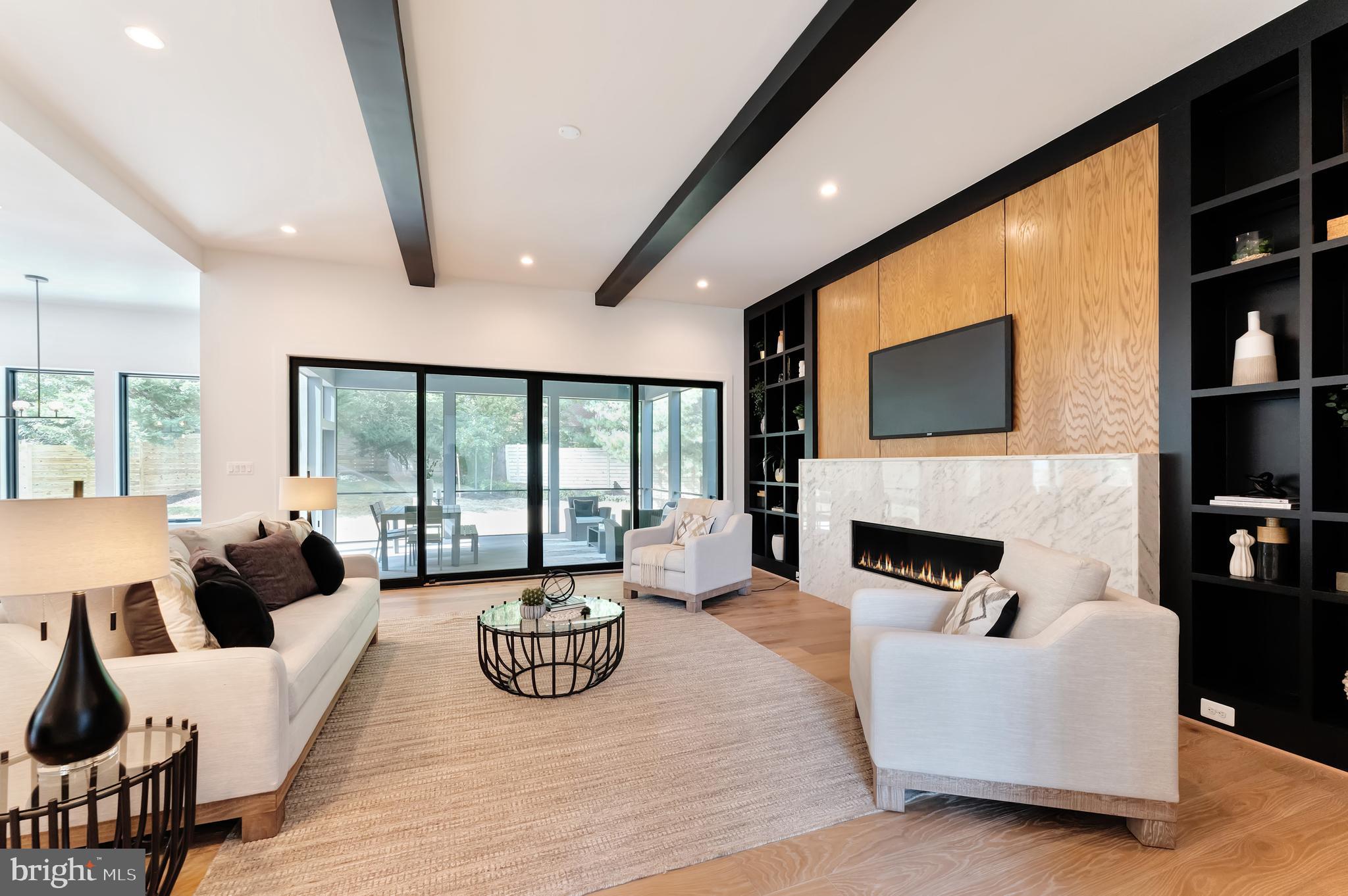 SOUTHRIDGE - Residential