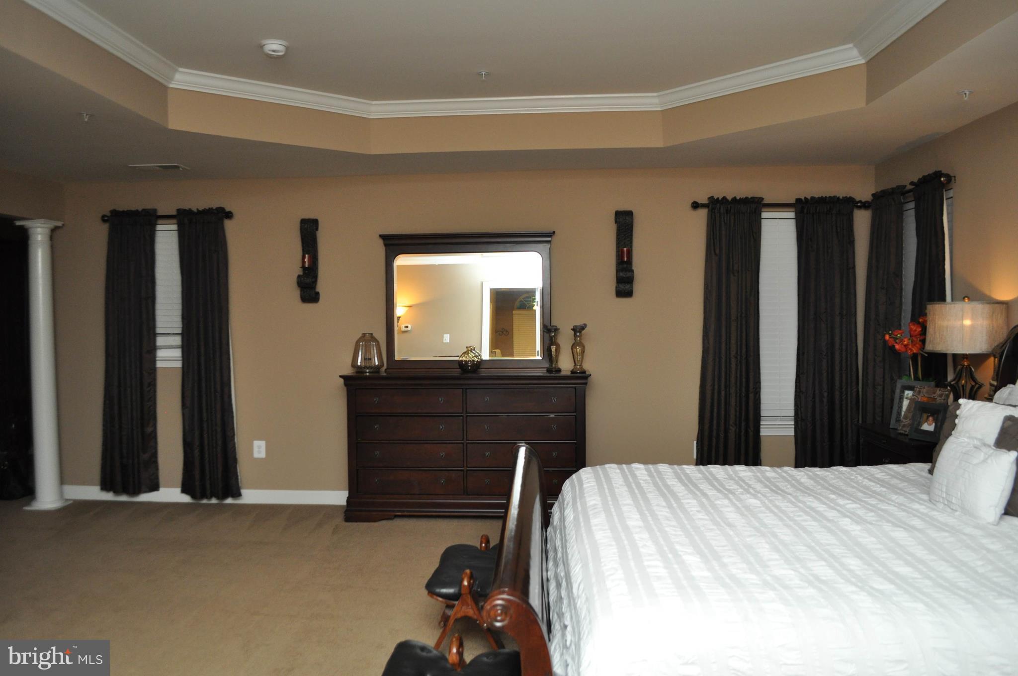 LINDEN GROVE - Residential