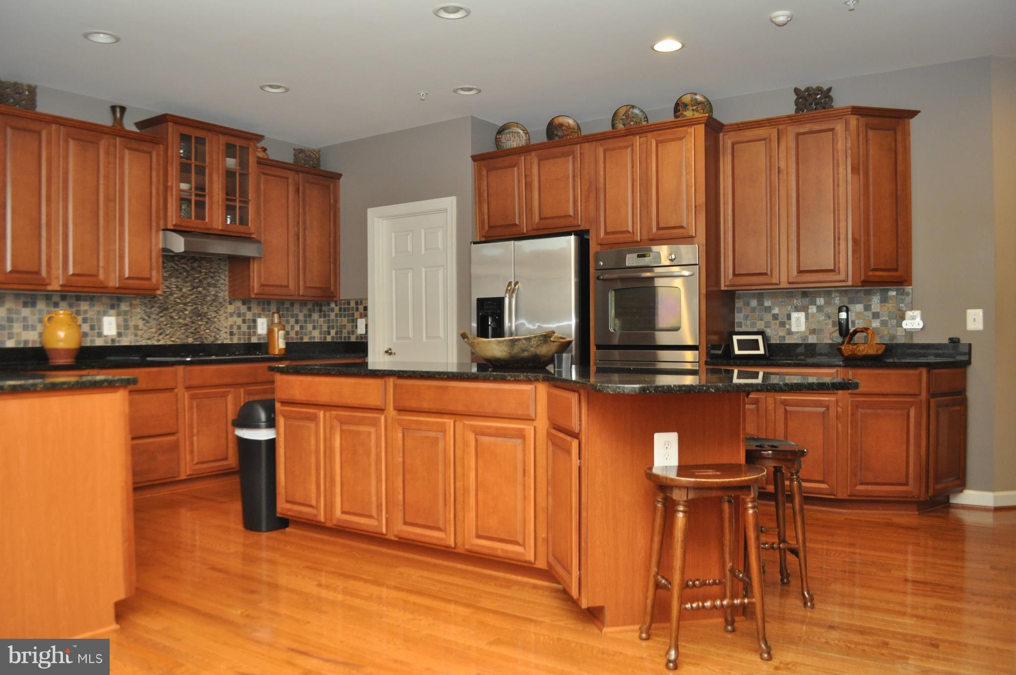 LINDEN GROVE - Residential