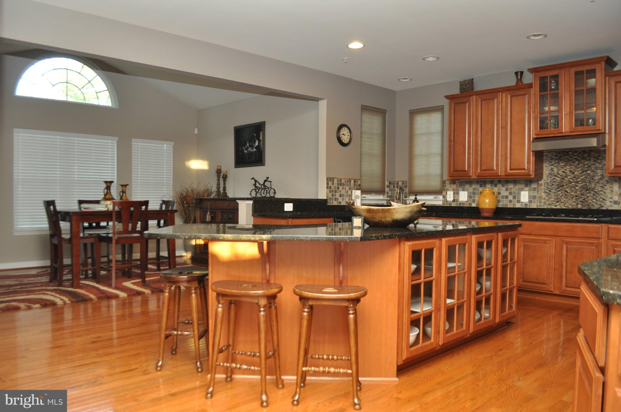 LINDEN GROVE - Residential