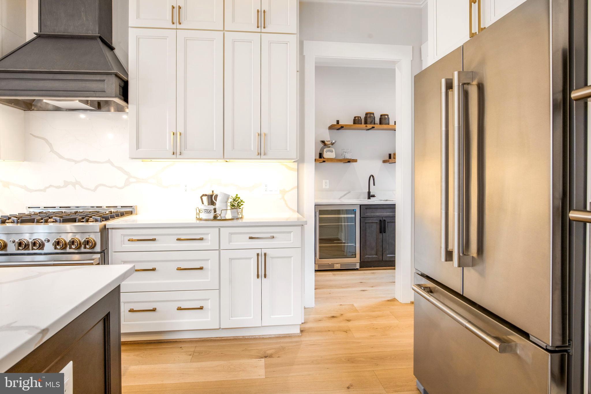 DEL RAY - Residential