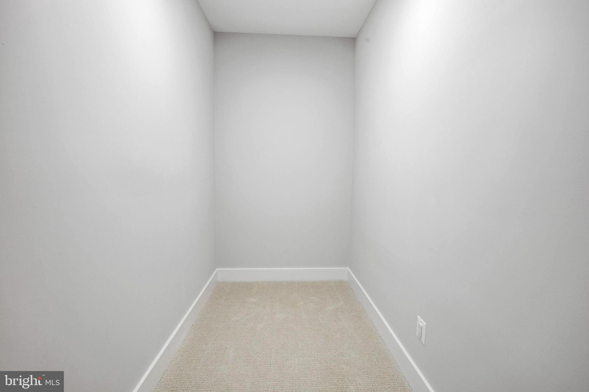 DEL RAY - Residential