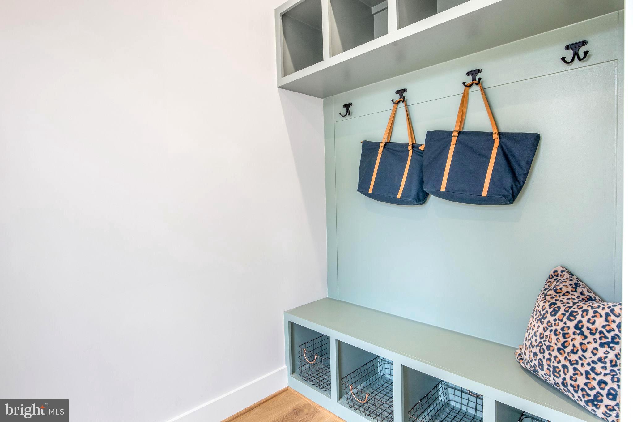 DEL RAY - Residential