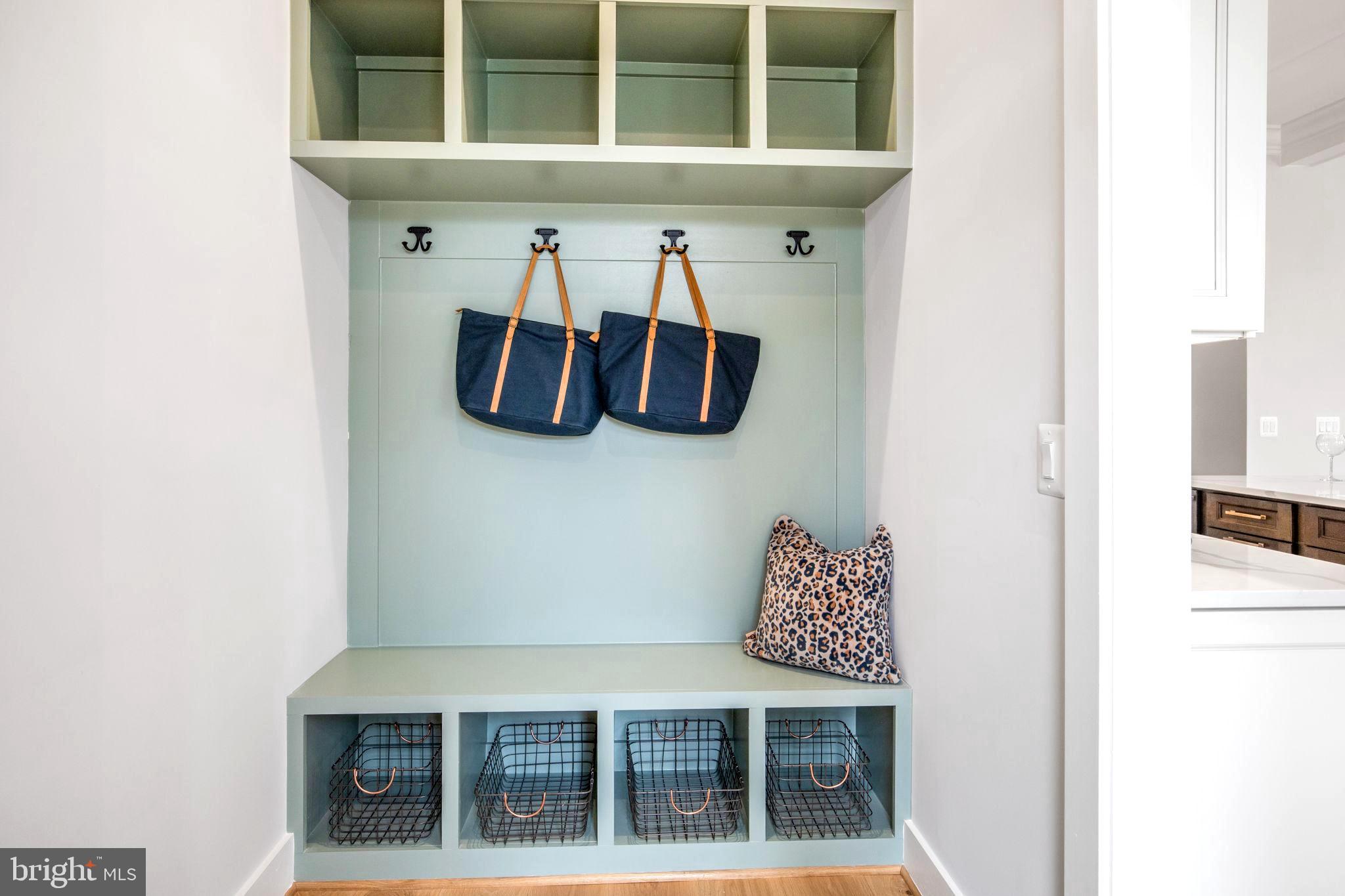 DEL RAY - Residential