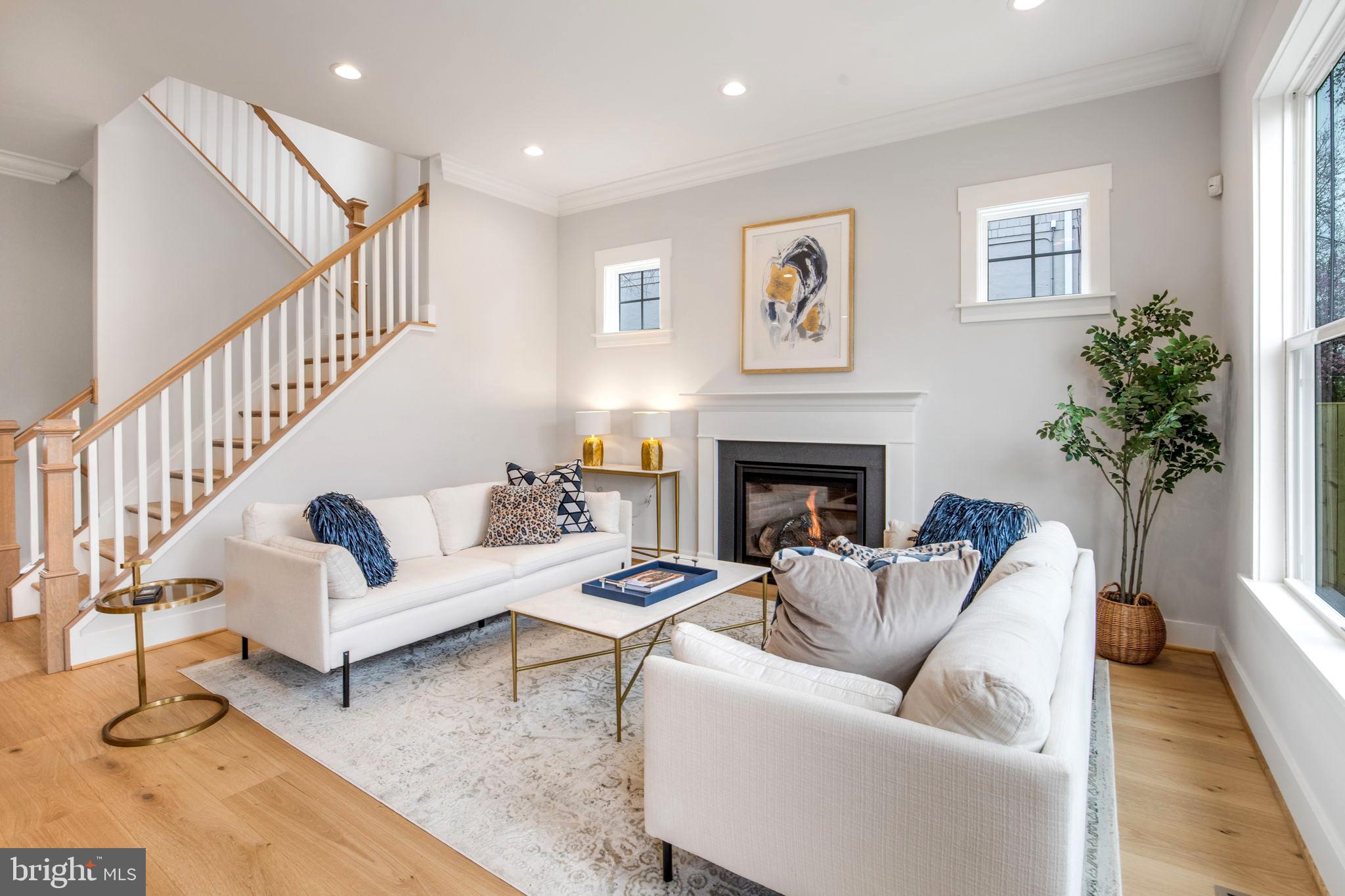 DEL RAY - Residential