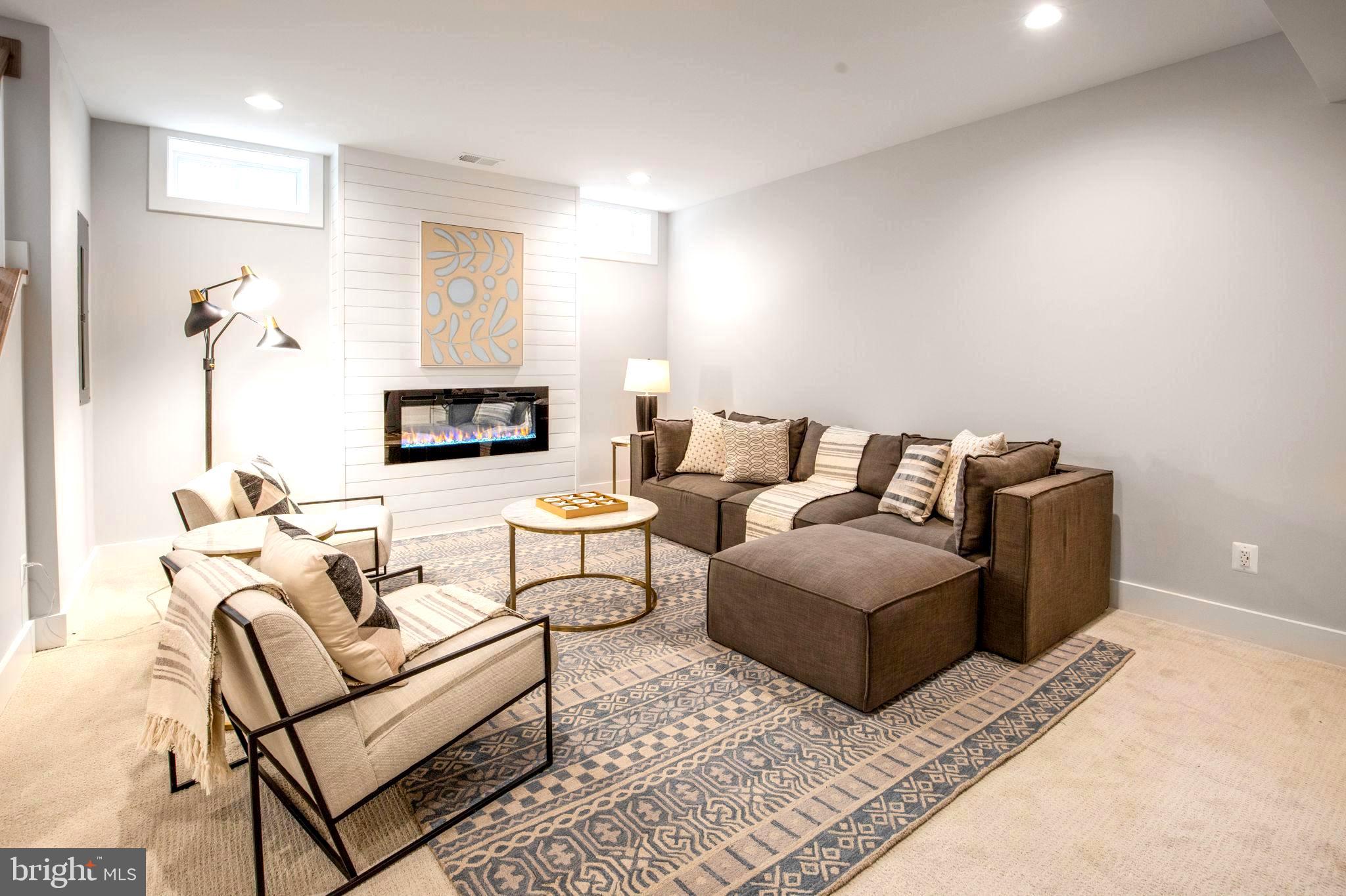 DEL RAY - Residential