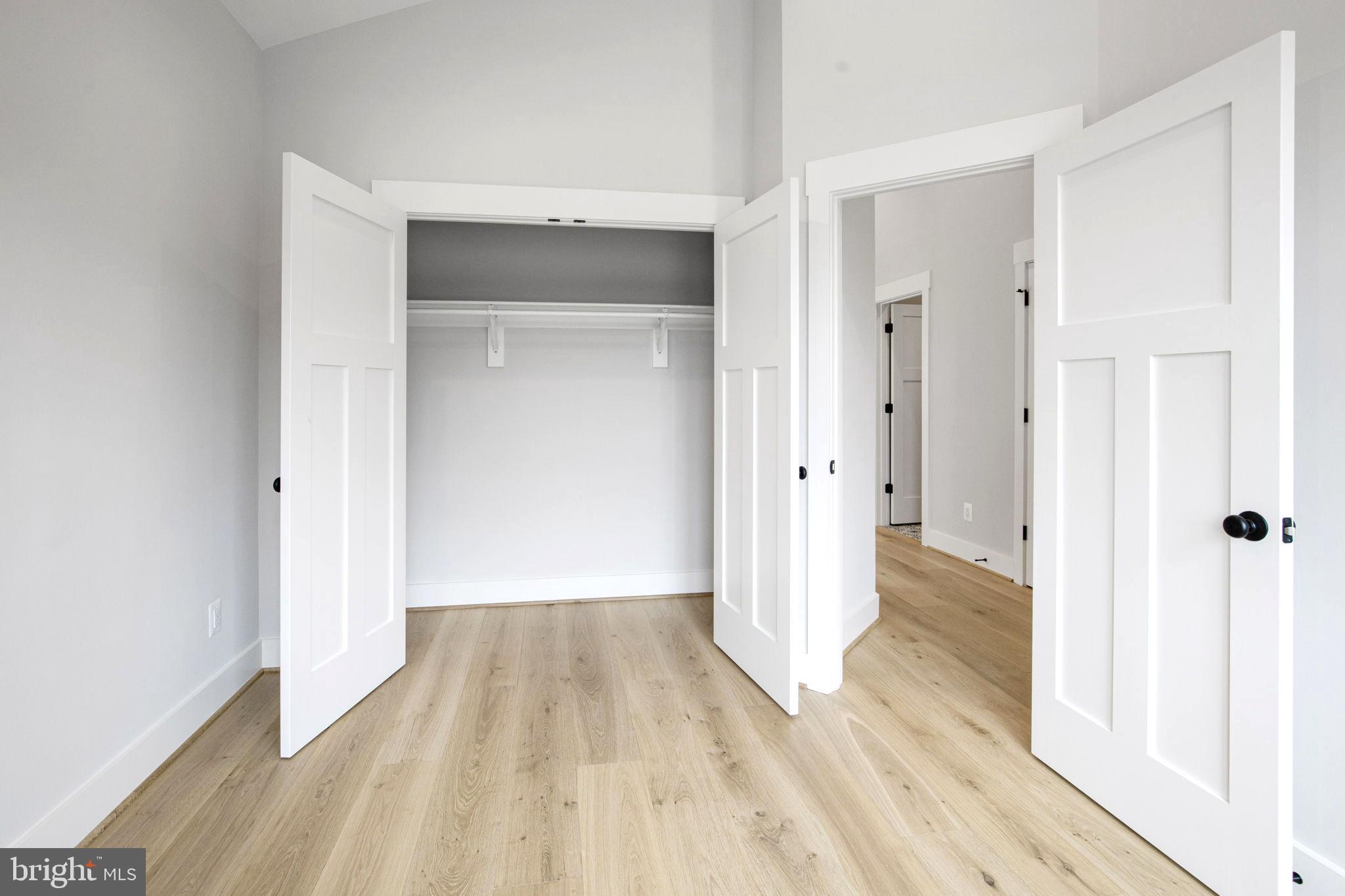 DEL RAY - Residential