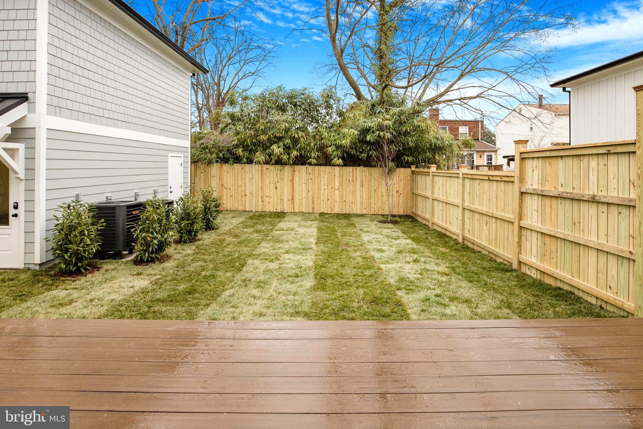 DEL RAY - Residential