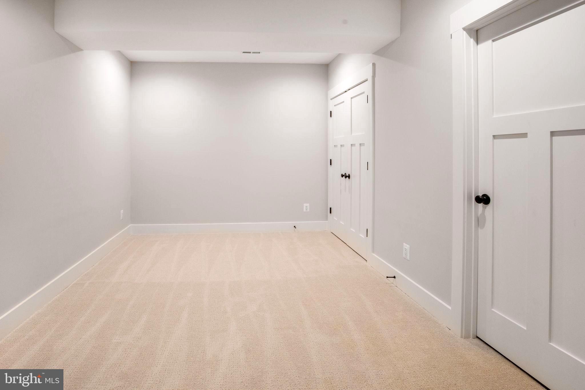 DEL RAY - Residential