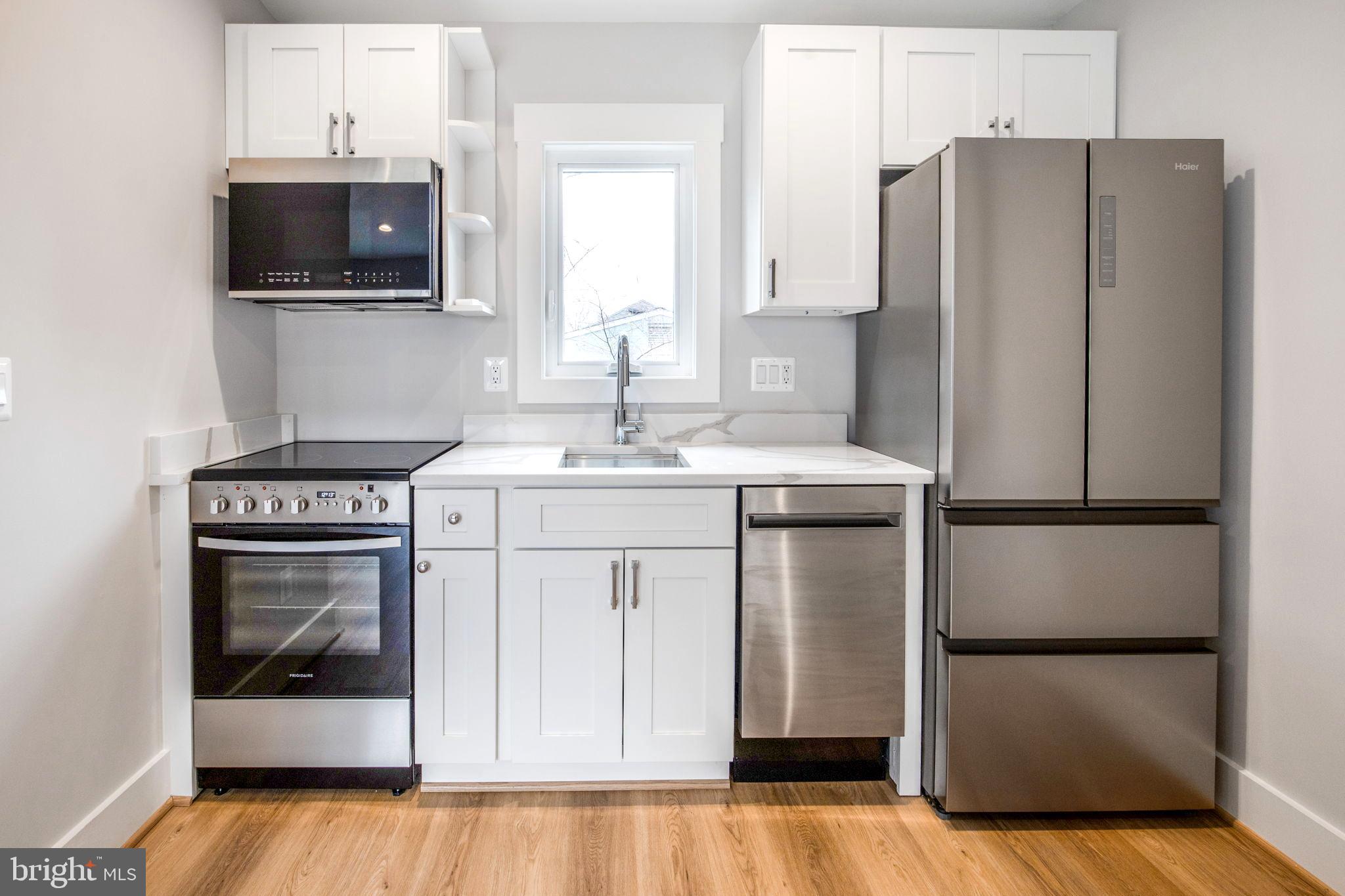 DEL RAY - Residential