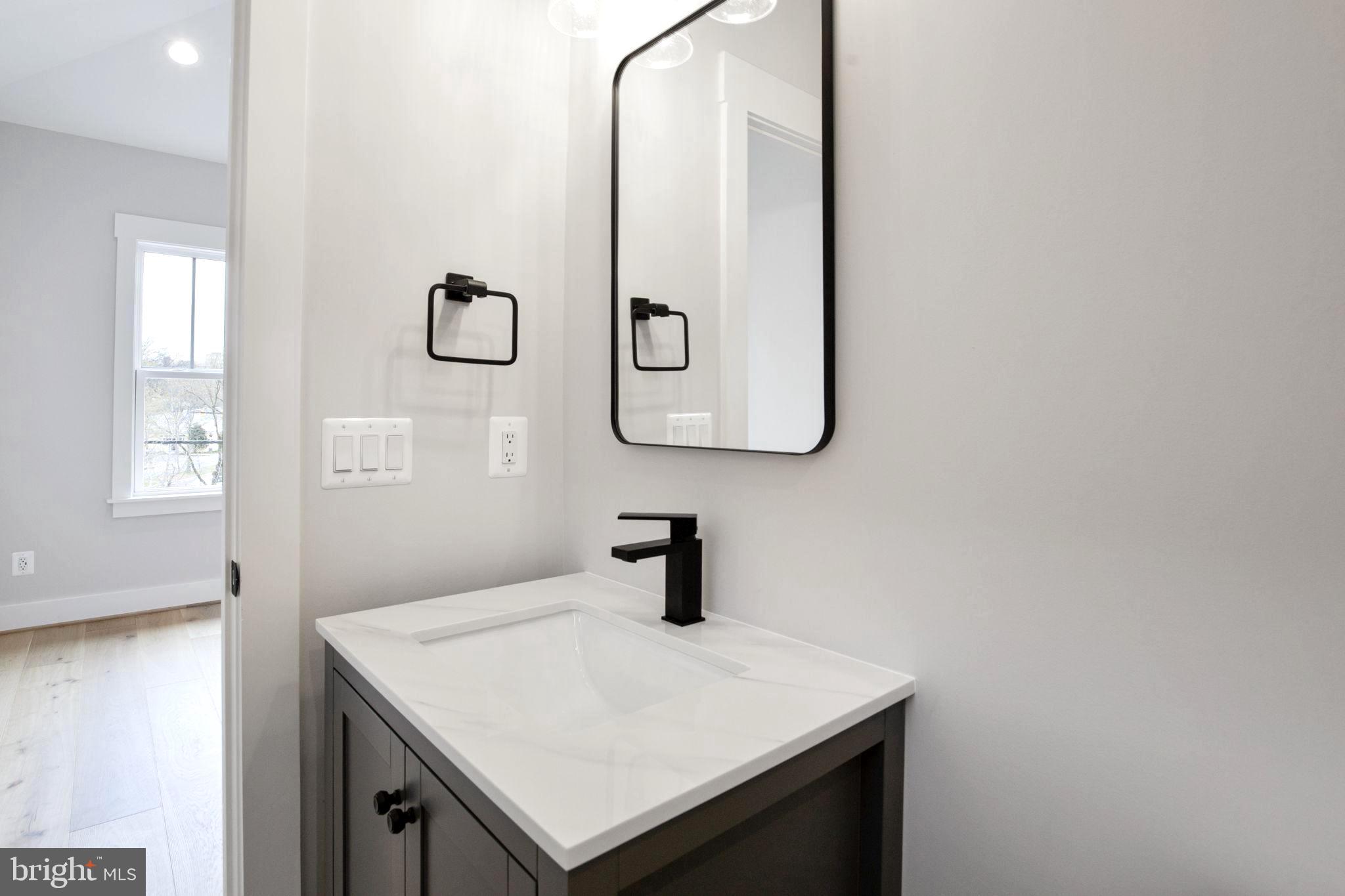 DEL RAY - Residential