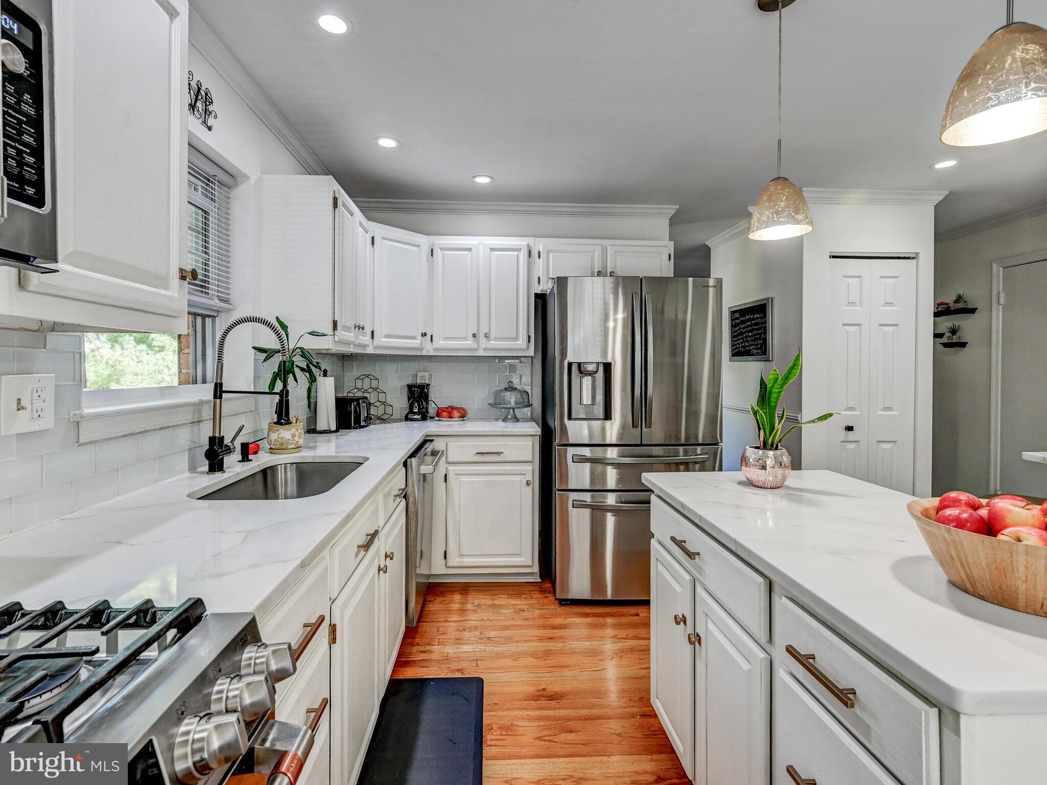 LOVETON FARMS - Residential