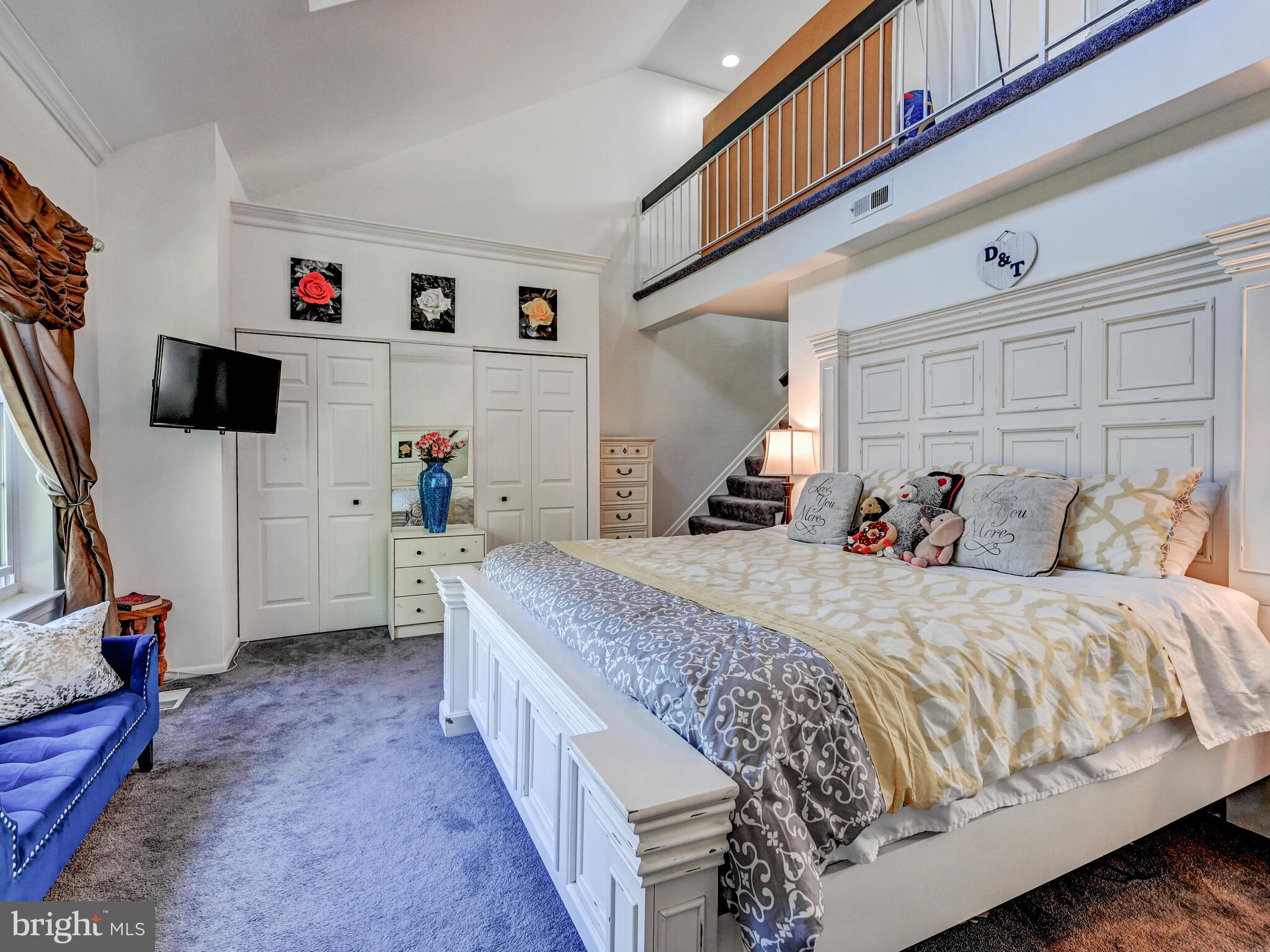 LOVETON FARMS - Residential