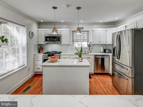 46 LOVETON FARMS COURT SPARKS GLENCOE MD 21152