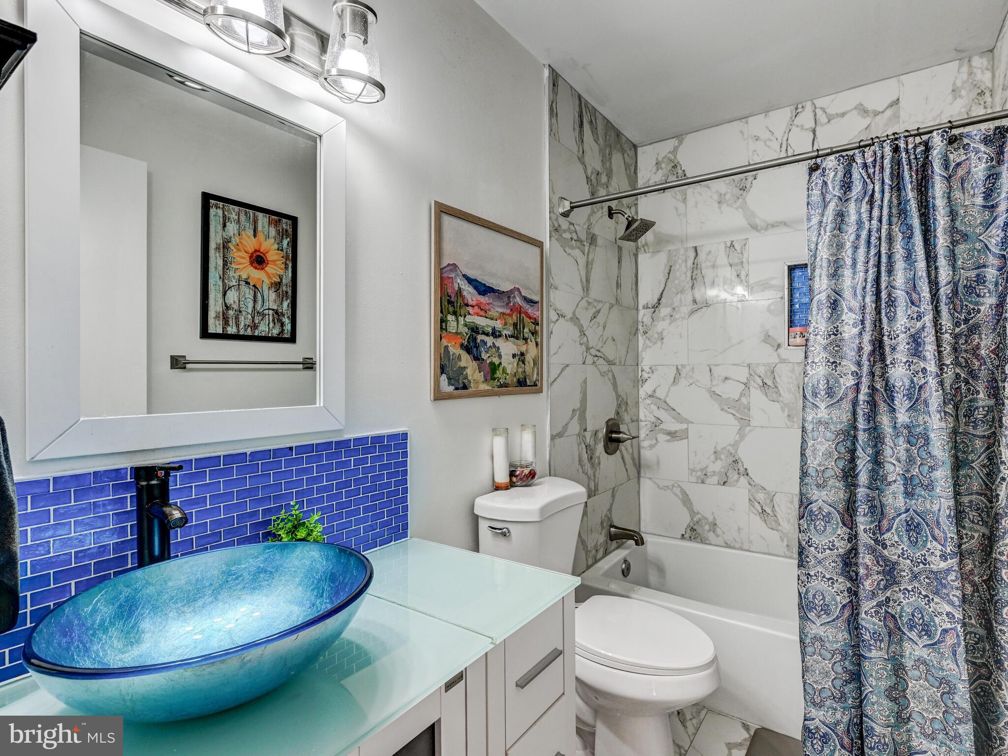 LOVETON FARMS - Residential