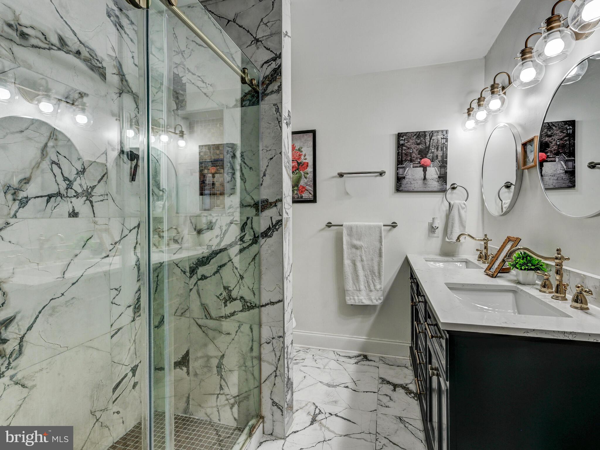 LOVETON FARMS - Residential