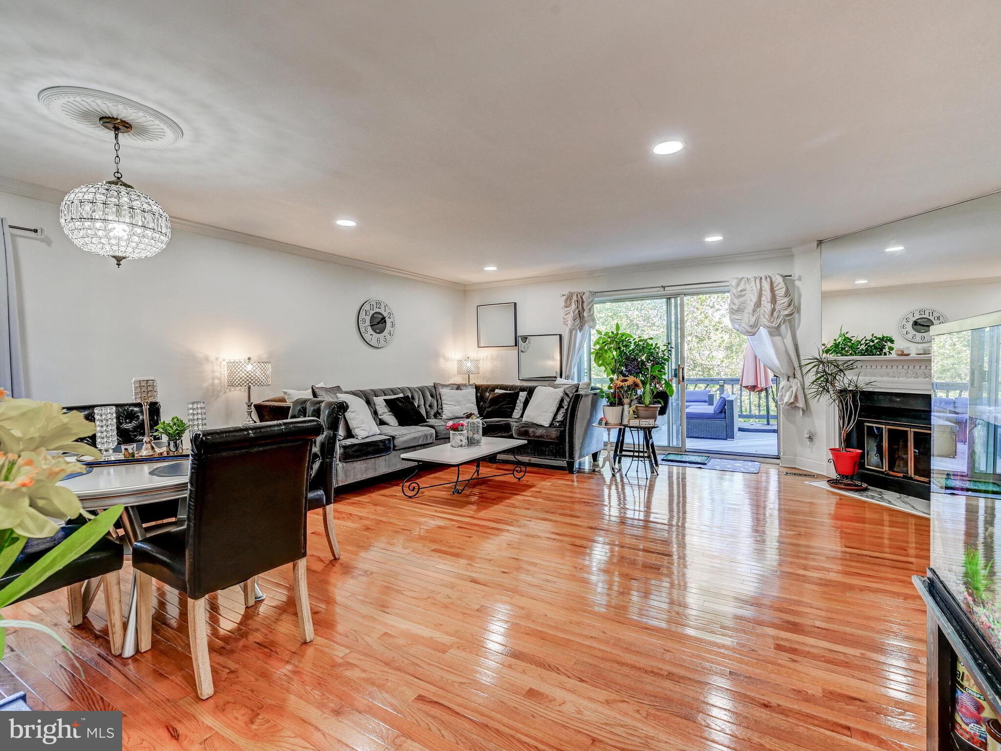 46 LOVETON FARMS COURT