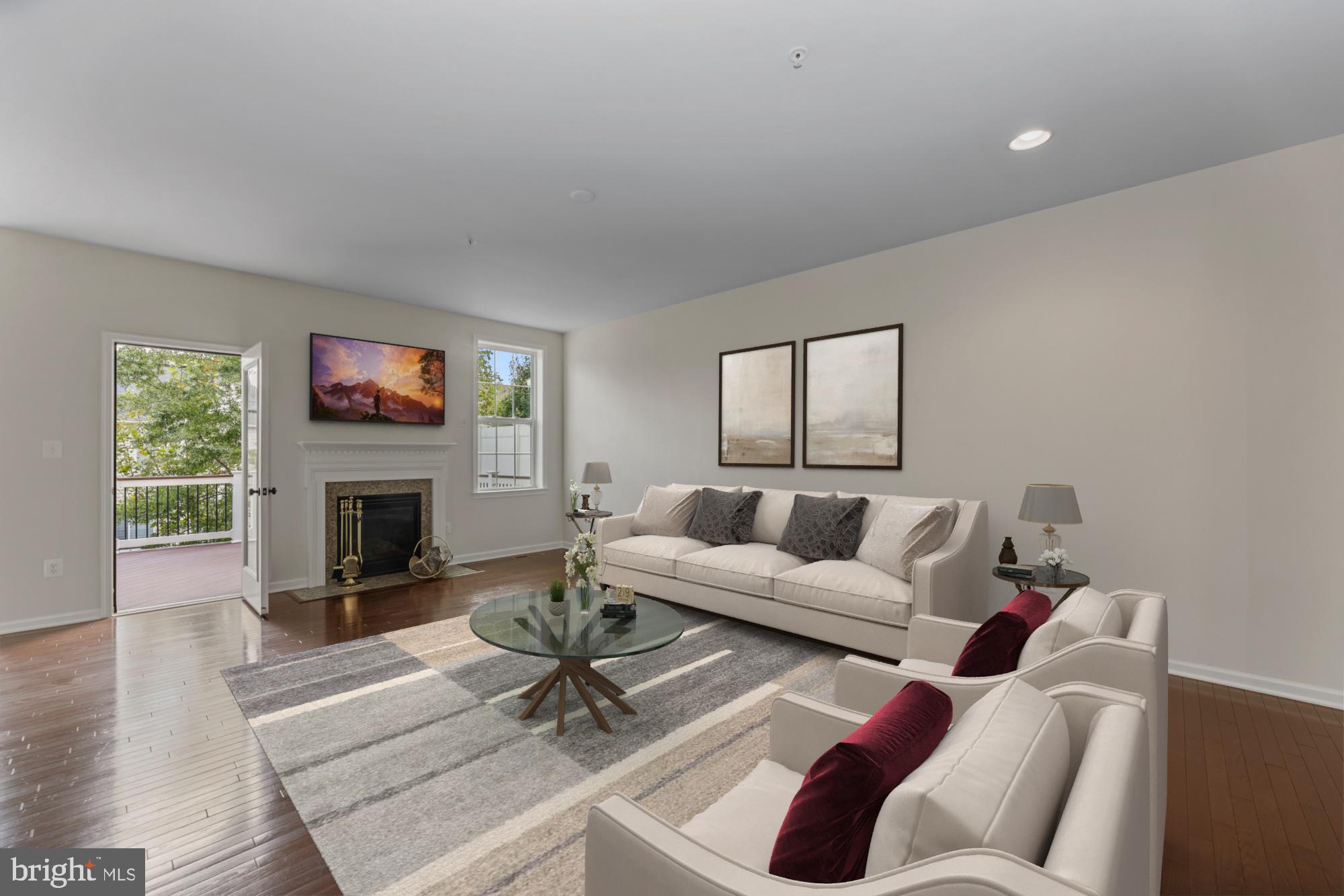 MARLBORO RIDGE - Residential