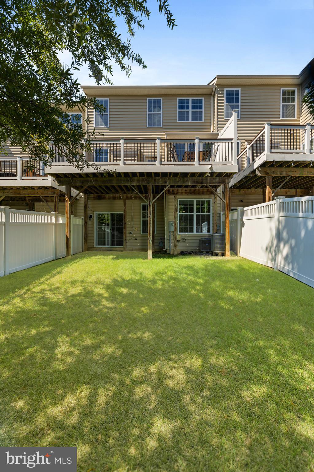 MARLBORO RIDGE - Residential