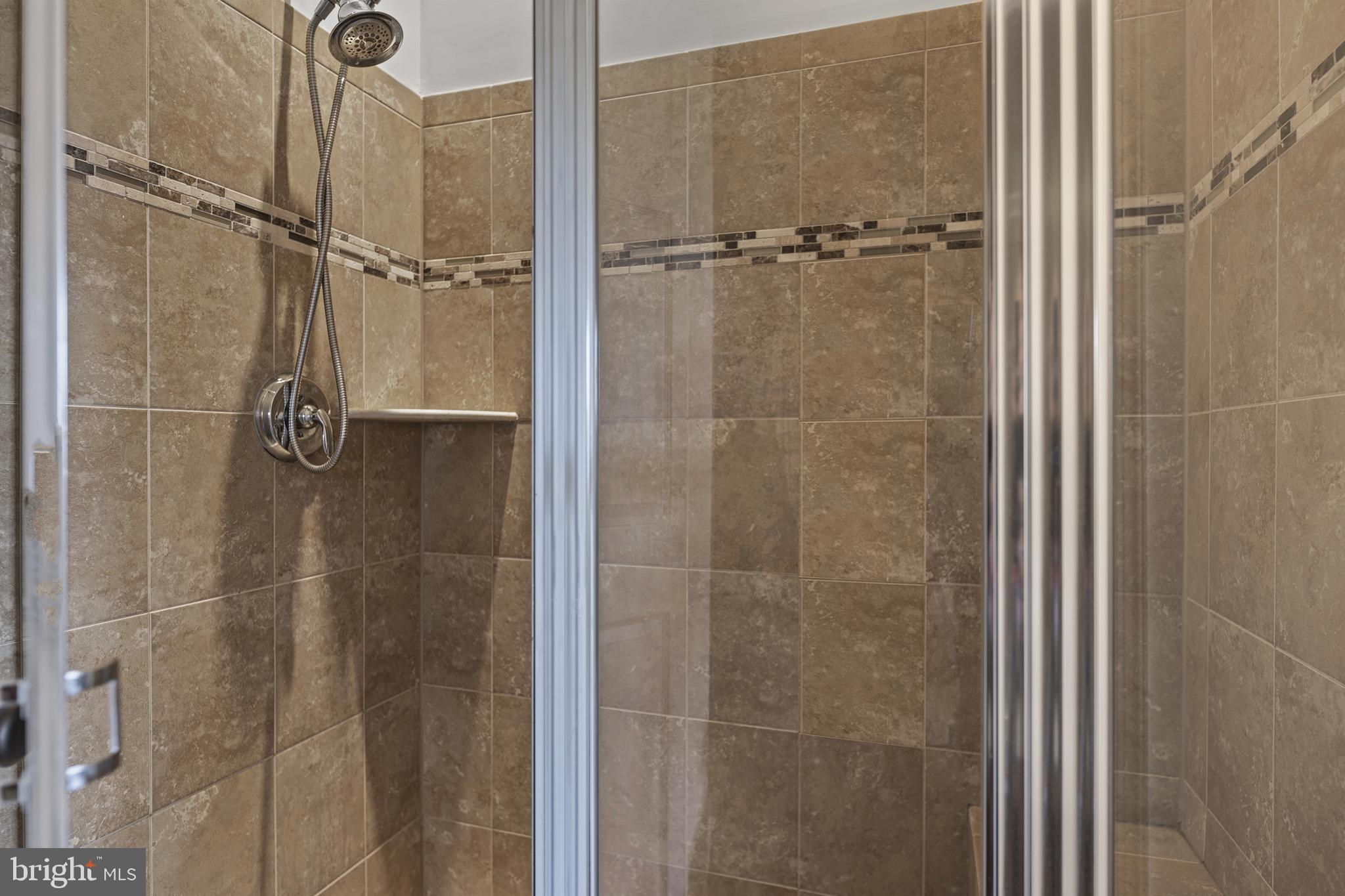 MARLBORO RIDGE - Residential