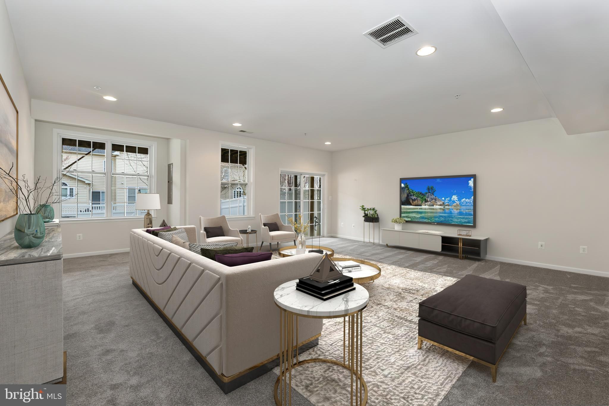 MARLBORO RIDGE - Residential