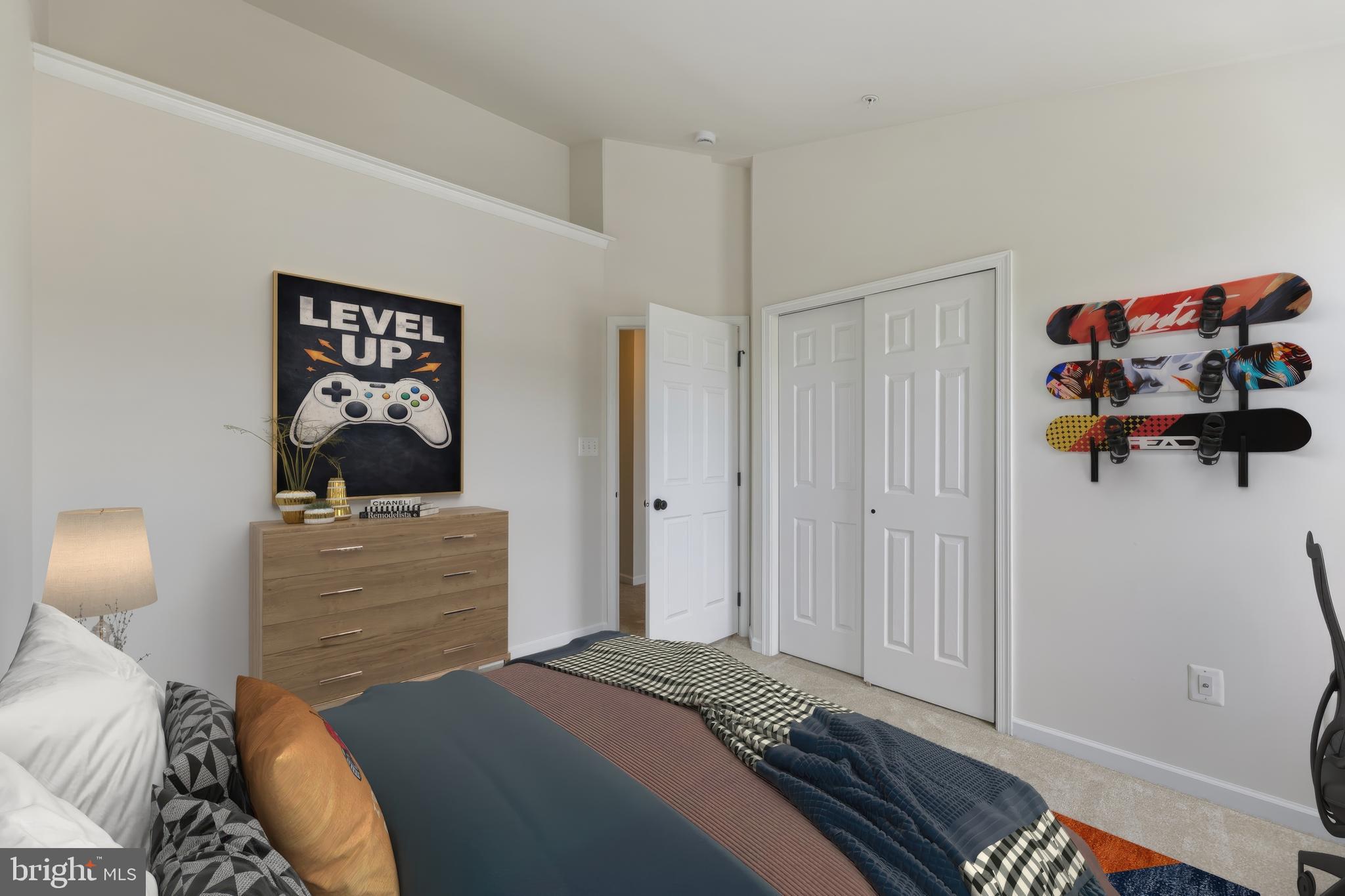 MARLBORO RIDGE - Residential