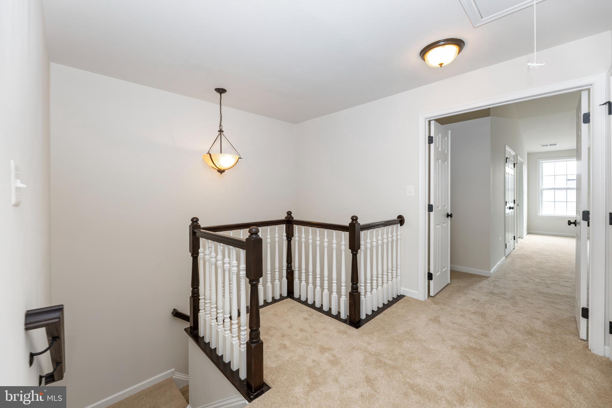 MARLBORO RIDGE - Residential