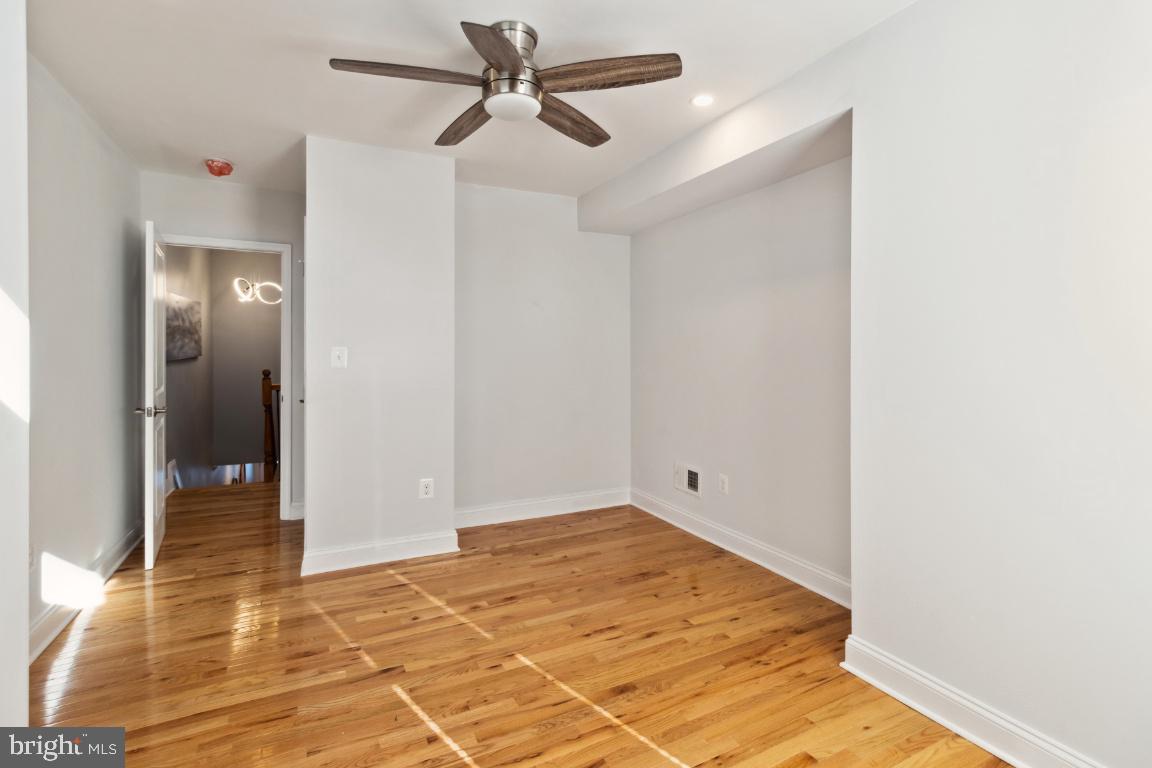 HOPKINS - Residential