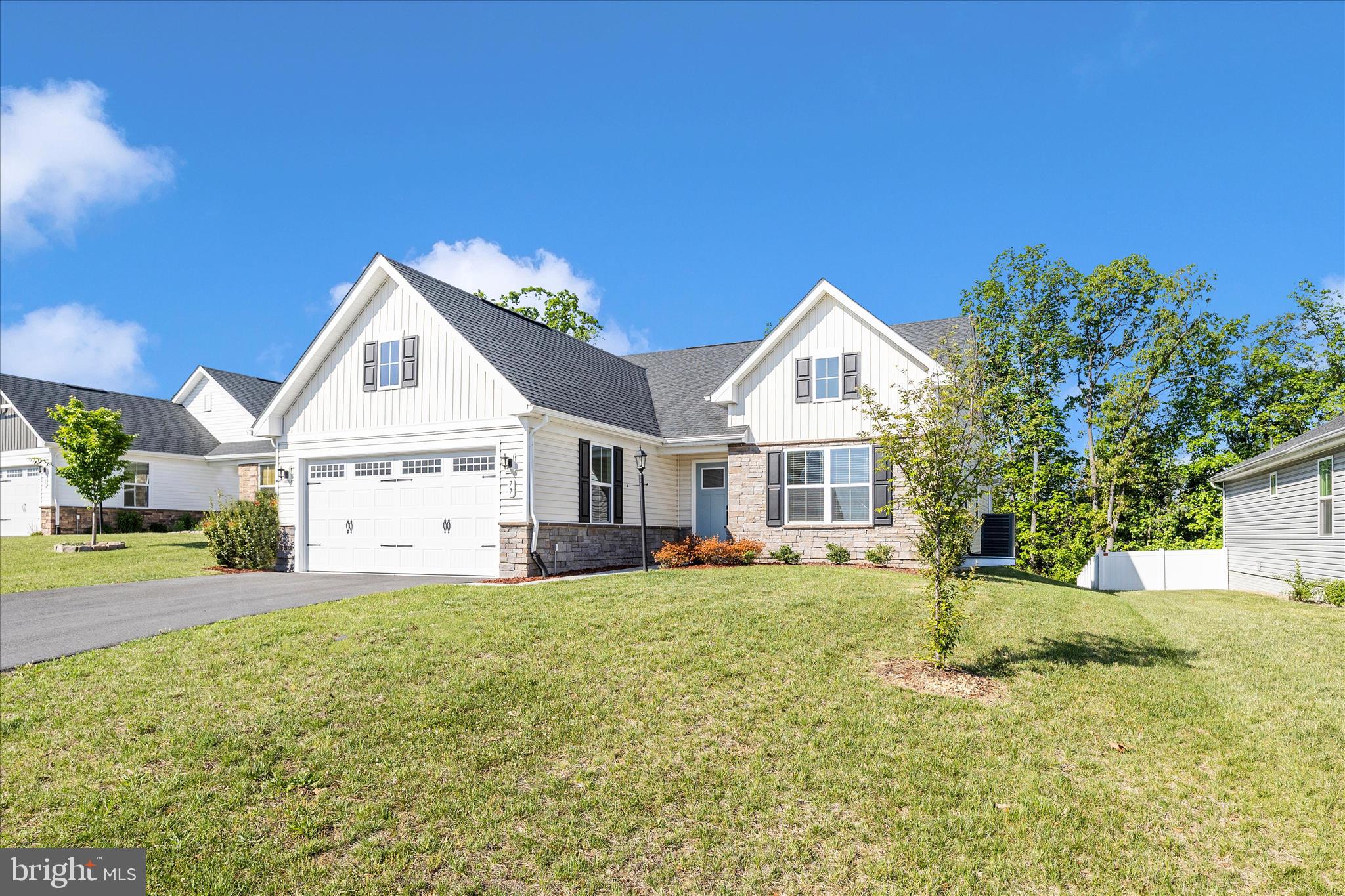 ARCADIA NORTH - Residential