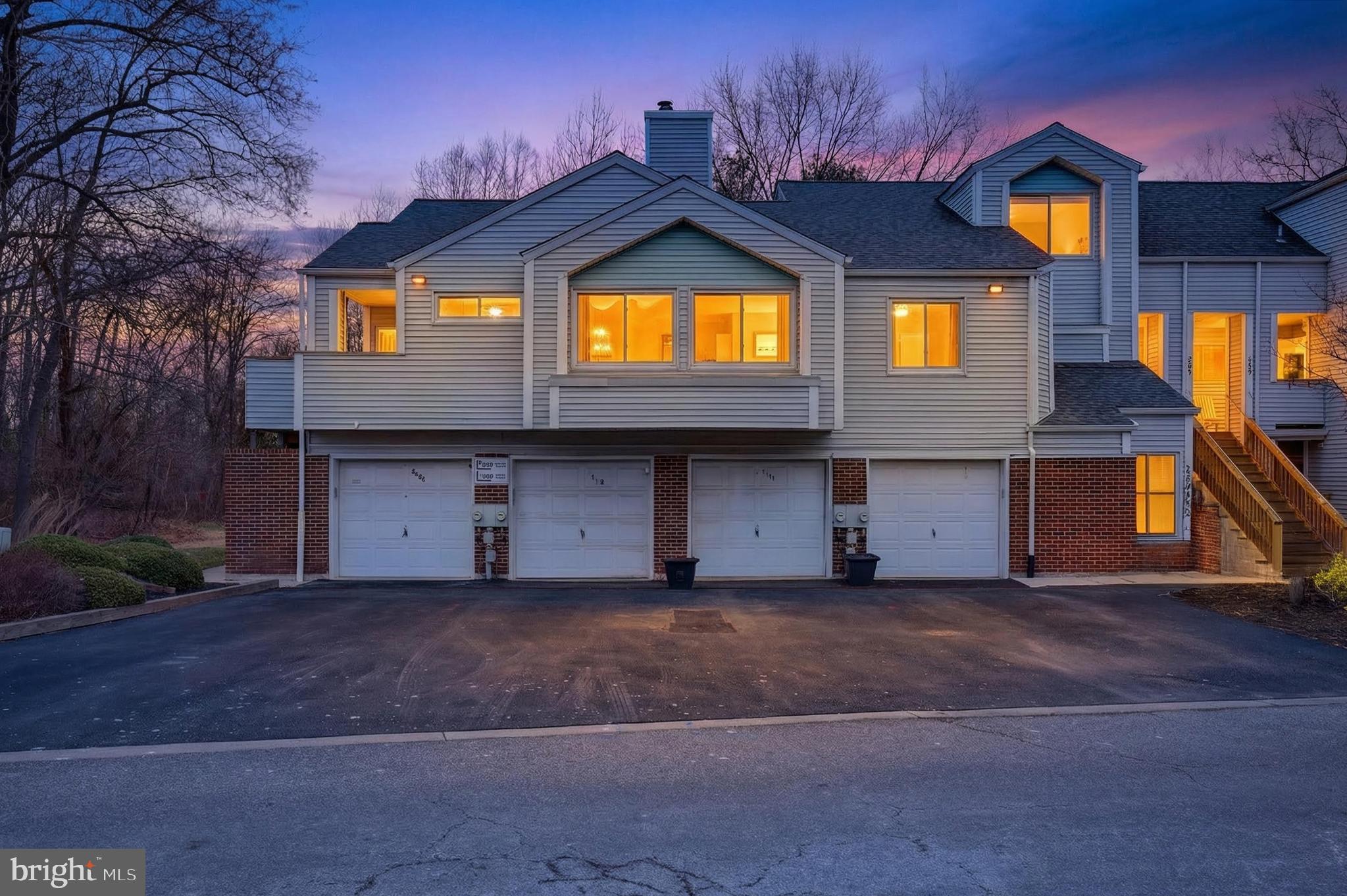 2101 CREEKSIDE DRIVE 33