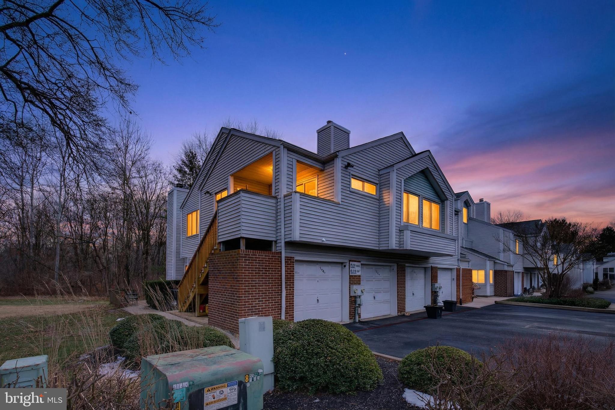 2101 CREEKSIDE DRIVE 33