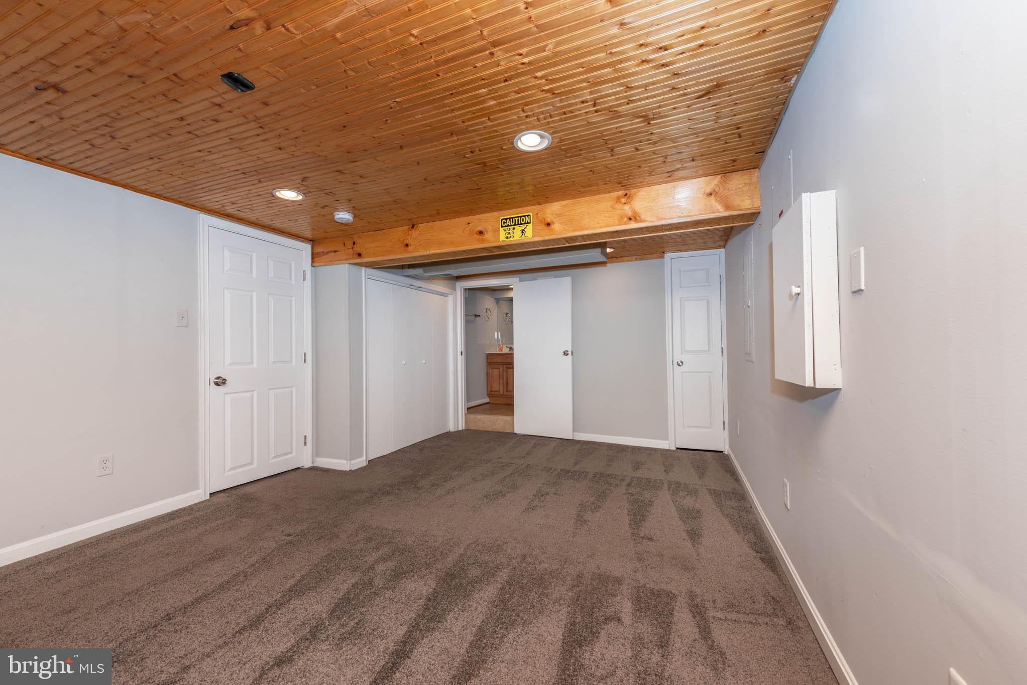 SOLLEY HEIGHTS - Residential Lease