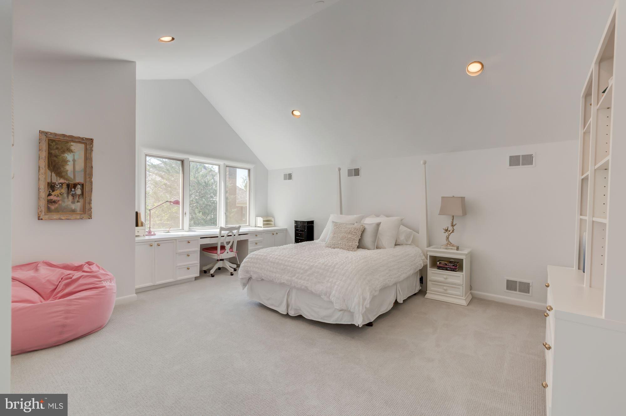 BLENHEIM - Residential