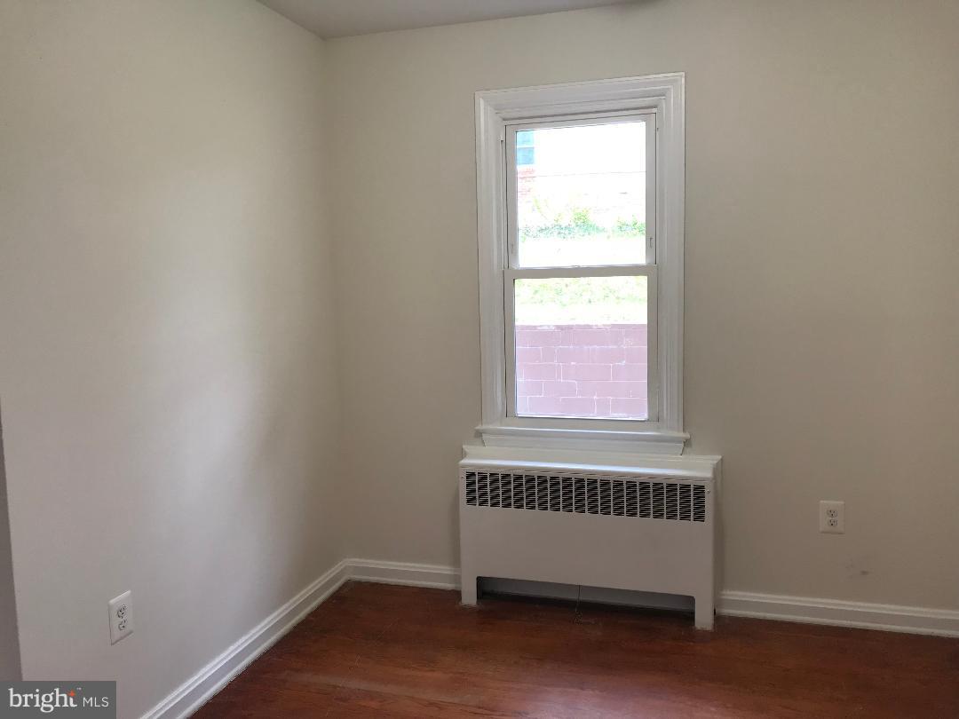 BROOKLAND ESTATES - Residential Lease