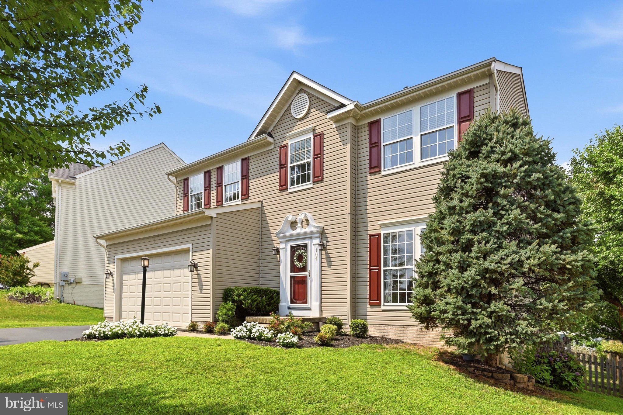 104 DUVALL COURT SE