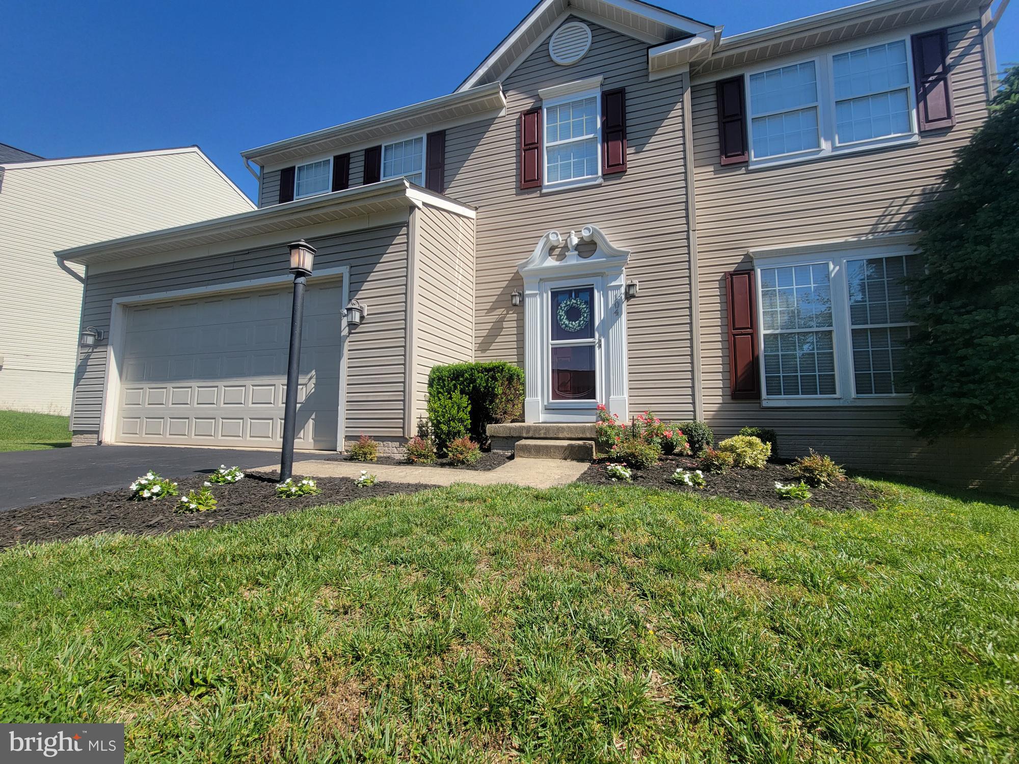 104 DUVALL COURT SE