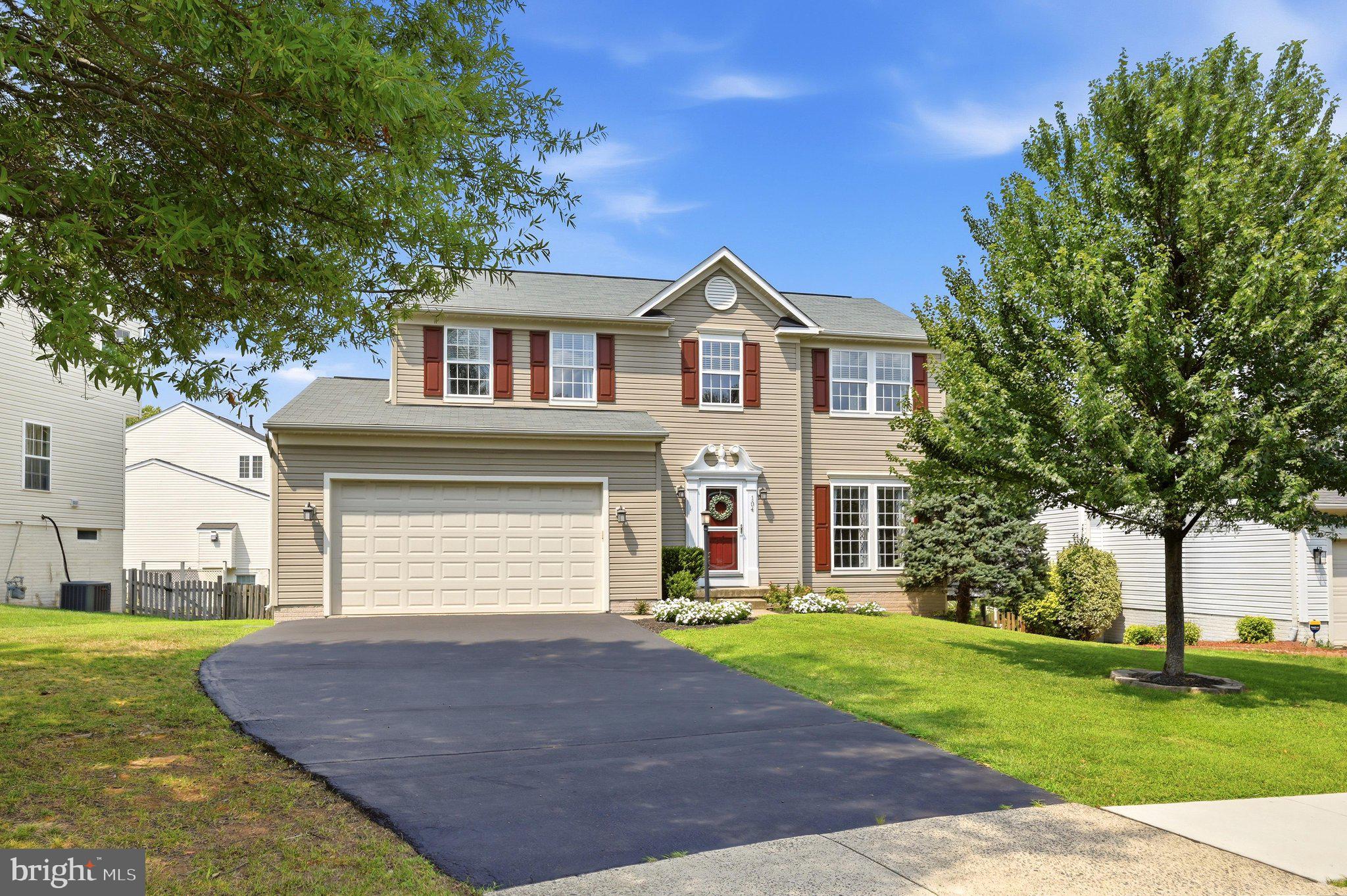 104 DUVALL COURT SE