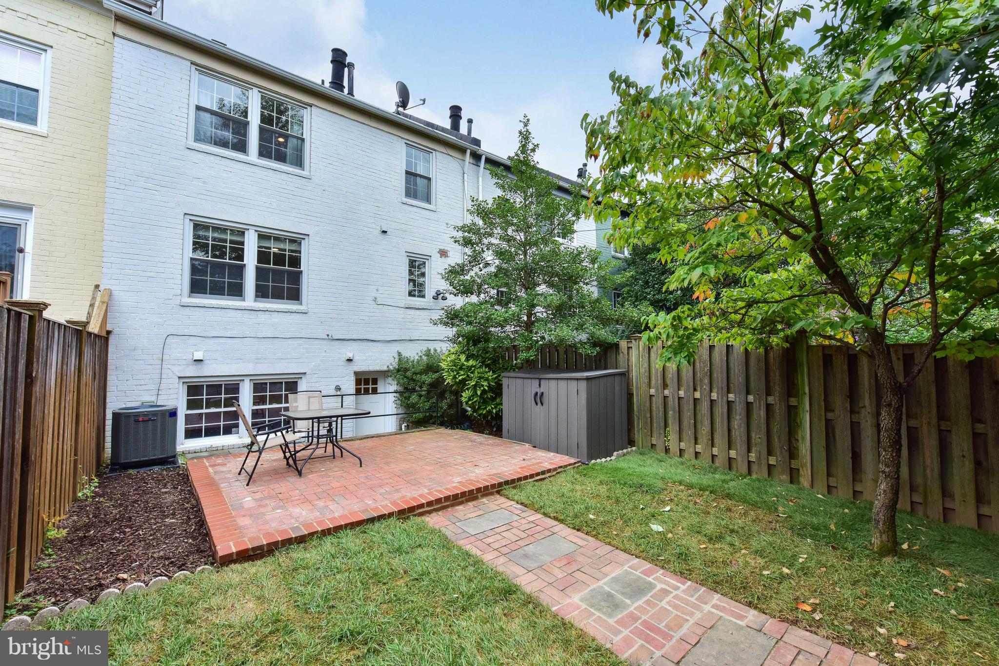 HUNTING CREEK - Residential