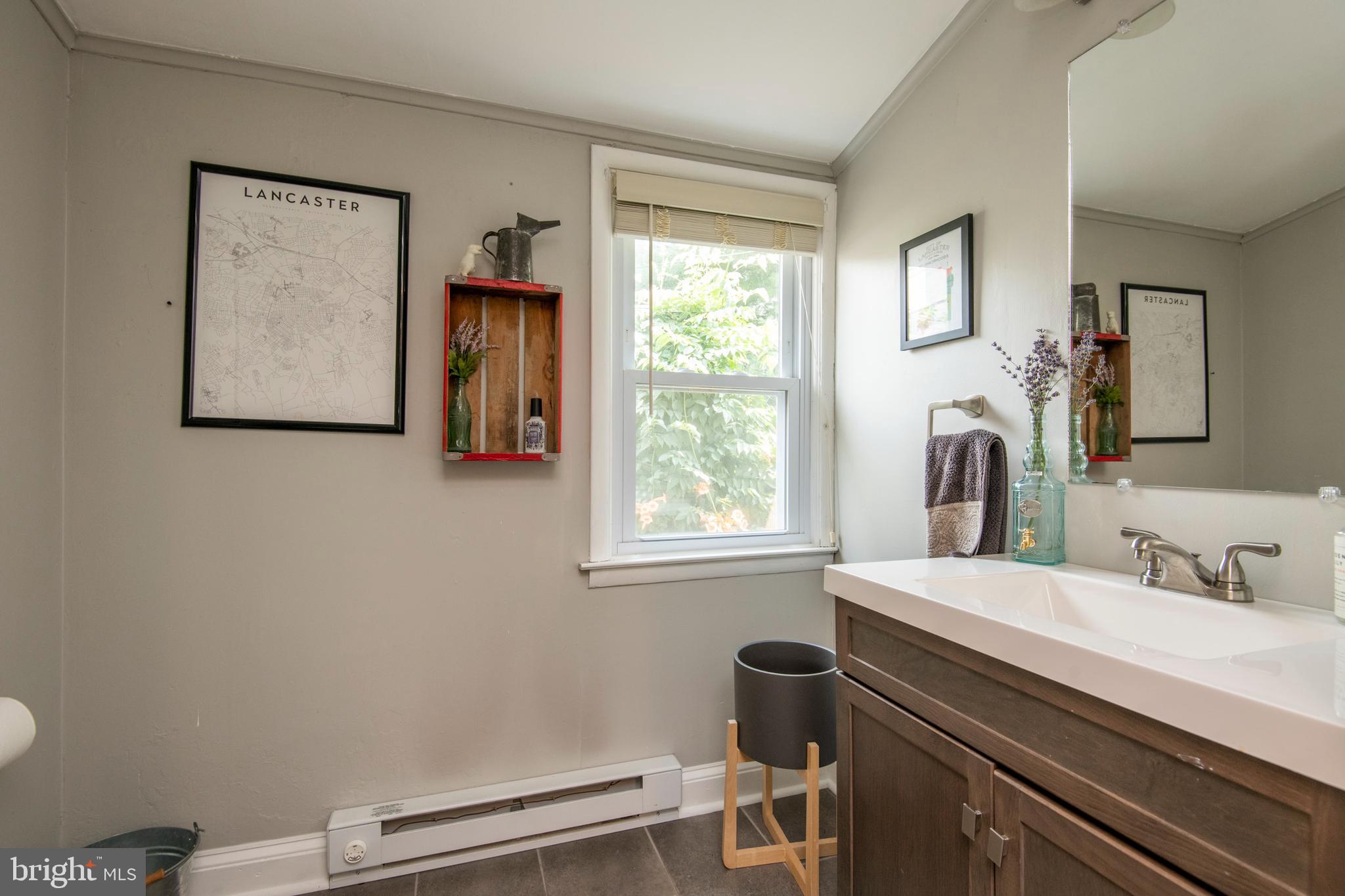 CHESTNUT HILL - Residential Lease