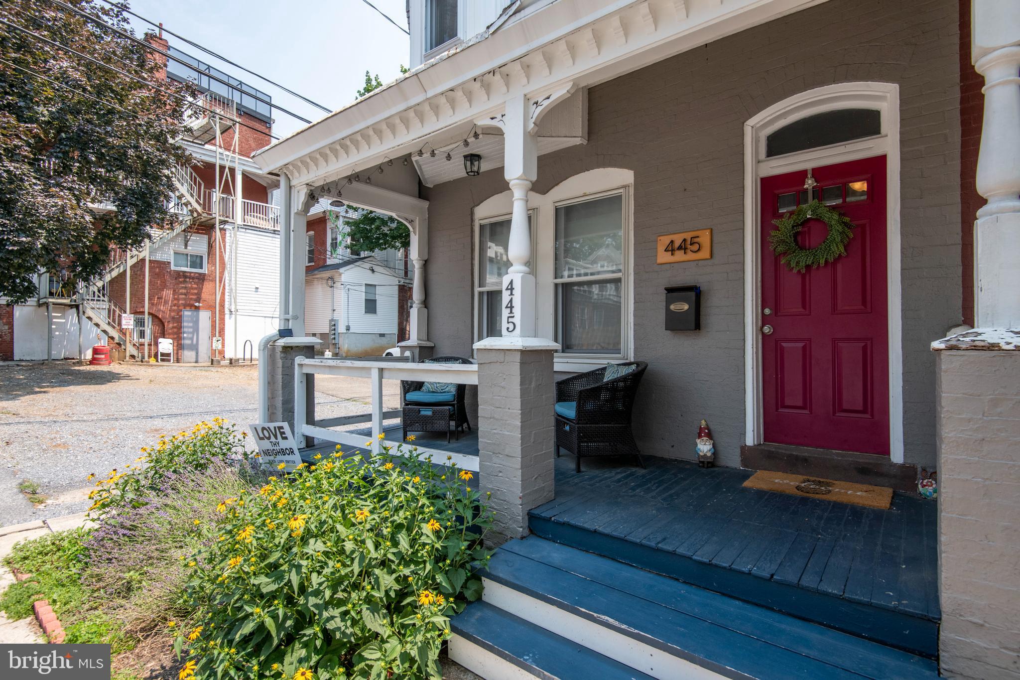 CHESTNUT HILL - Residential Lease