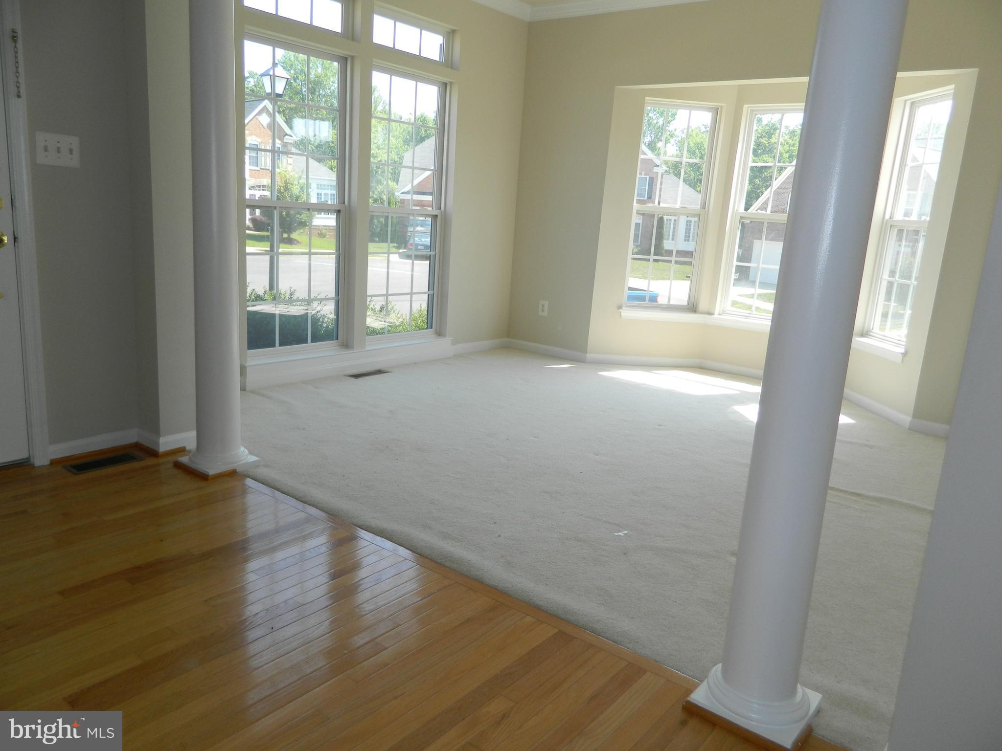 LEE'S PARKE - Residential Lease